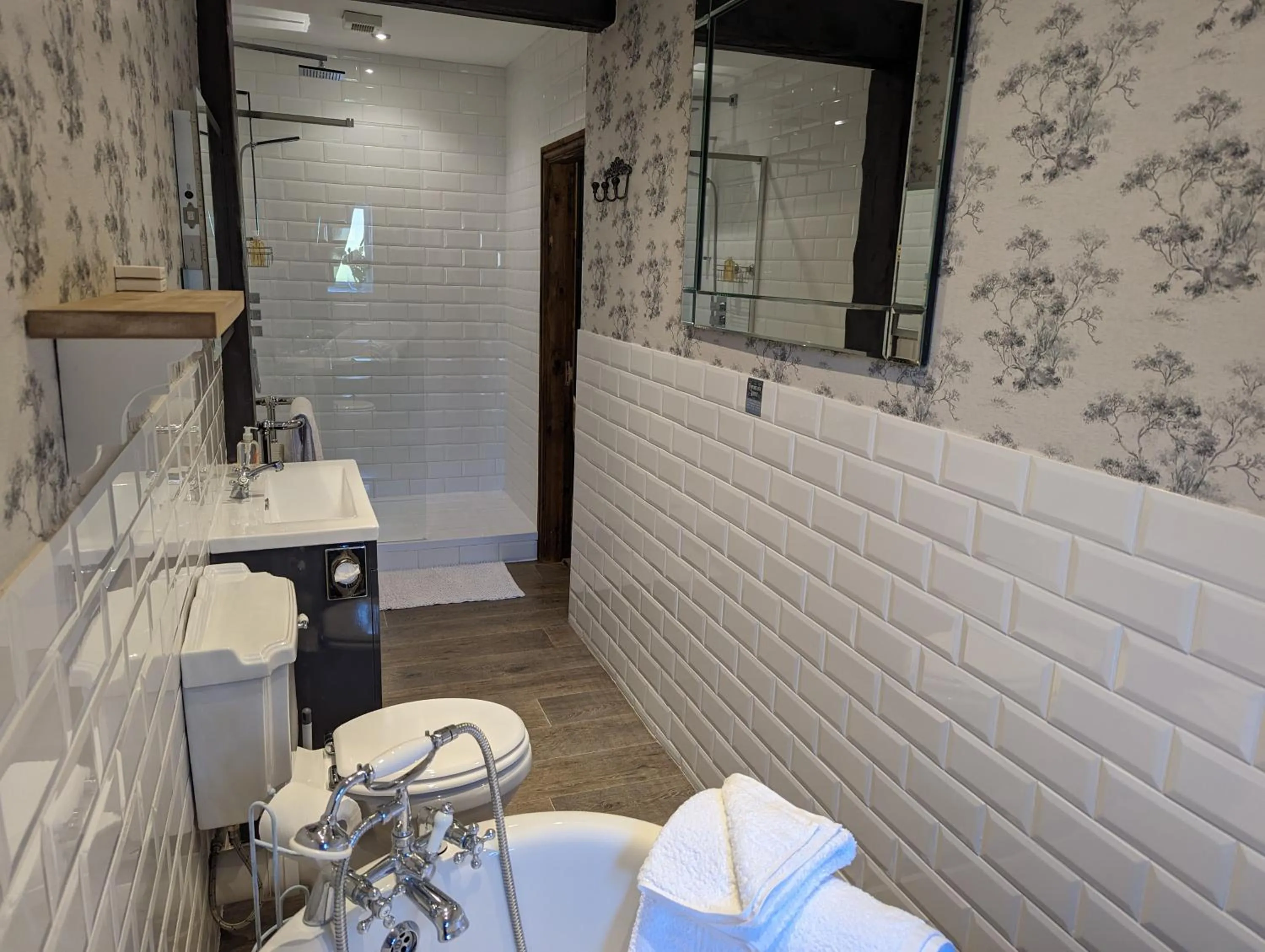 Shower in Tafarn y Waen - Guesthouse