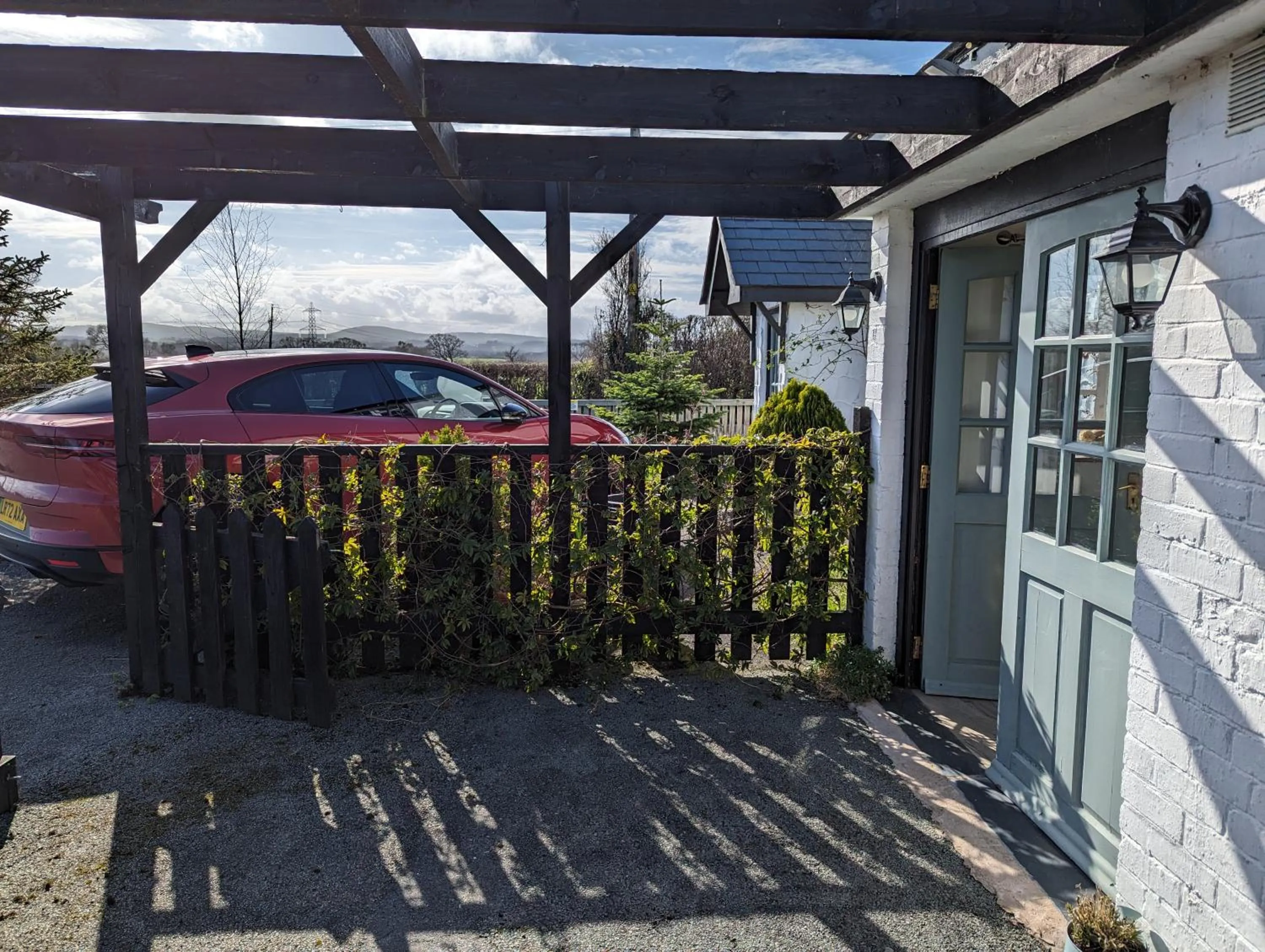 Property building in Tafarn y Waen - Guesthouse