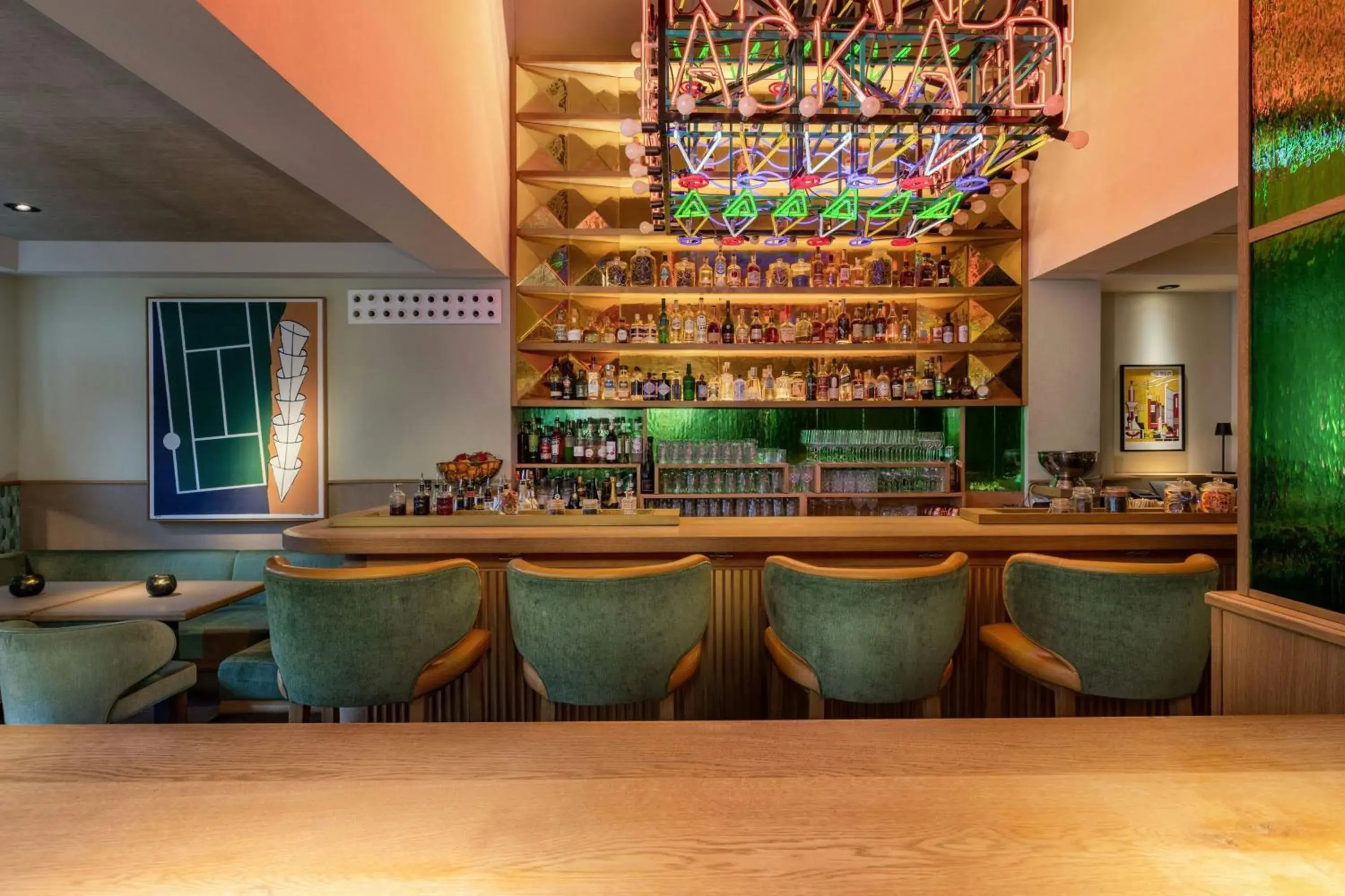 Lounge or bar in LUME Boutique Hotel, Autograph Collection Lounge or bar in LUME Boutique Hotel, Autograph Collection