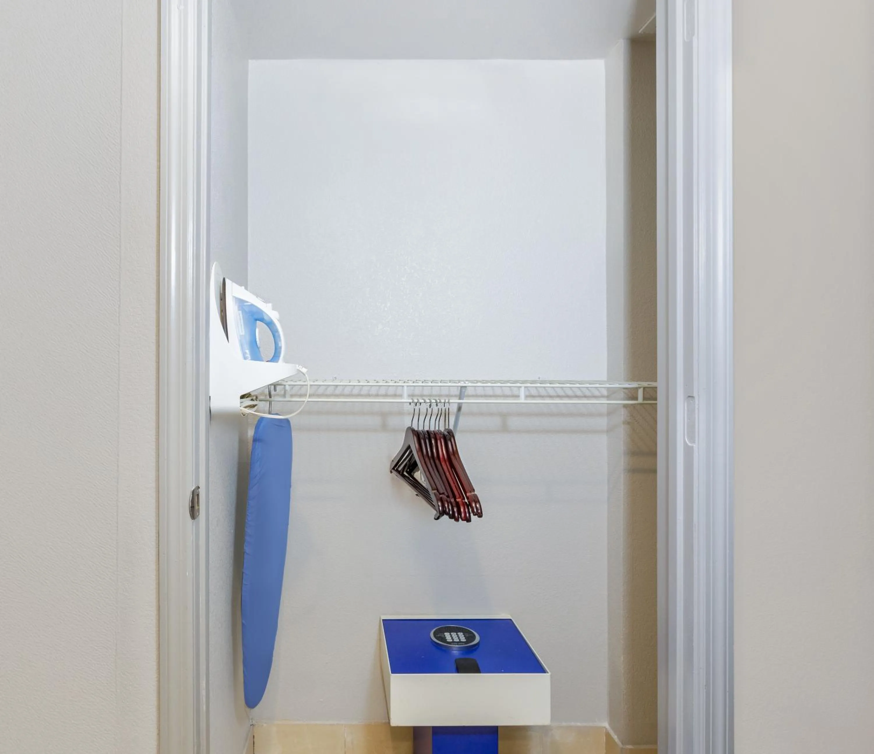 flat iron in Holiday Inn Express & Suites Oceanfront Daytona Beach Shores by IHG