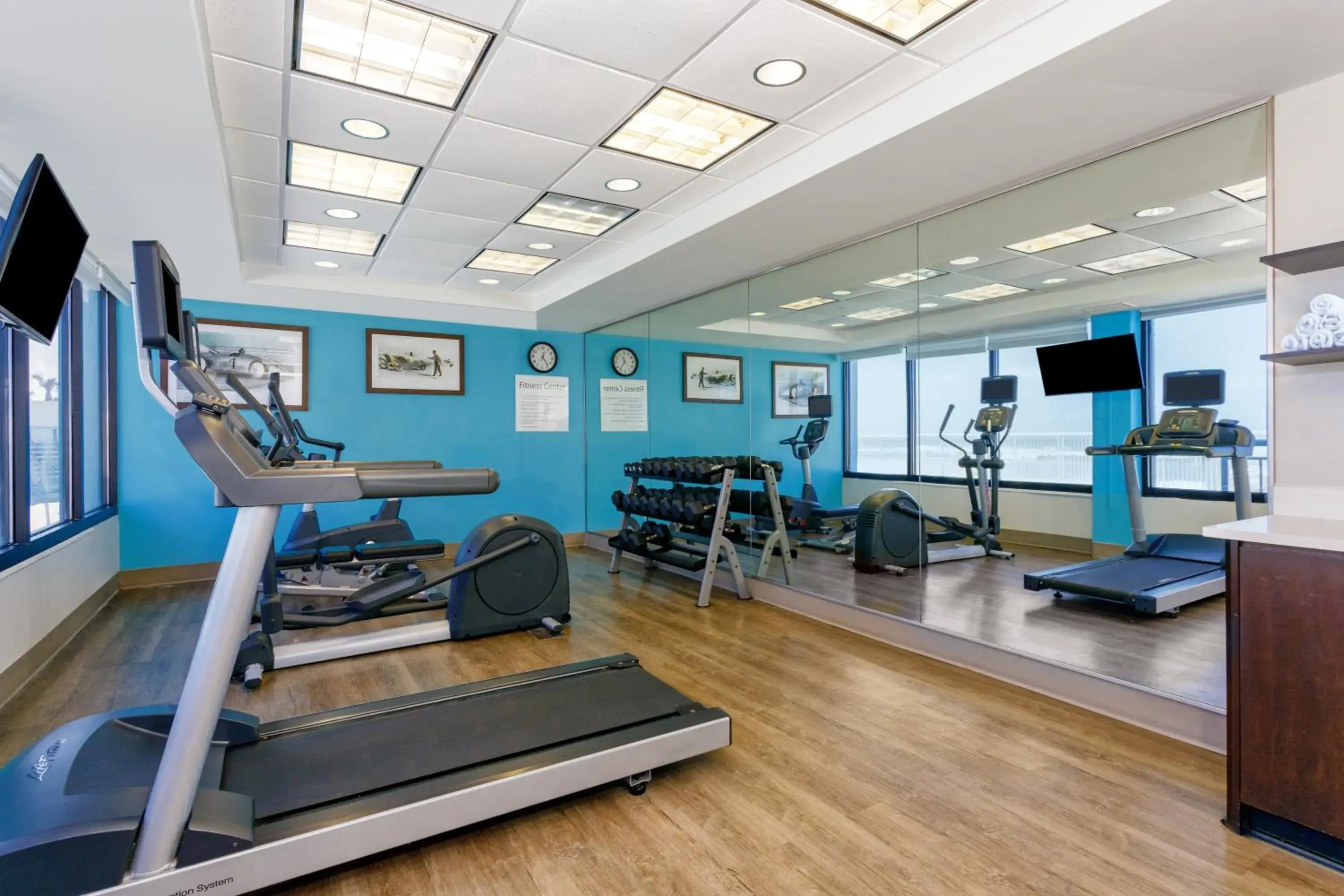 Fitness centre/facilities in Holiday Inn Express & Suites Oceanfront Daytona Beach Shores by IHG Fitness centre/facilities in Holiday Inn Express & Suites Oceanfront Daytona Beach Shores by IHG