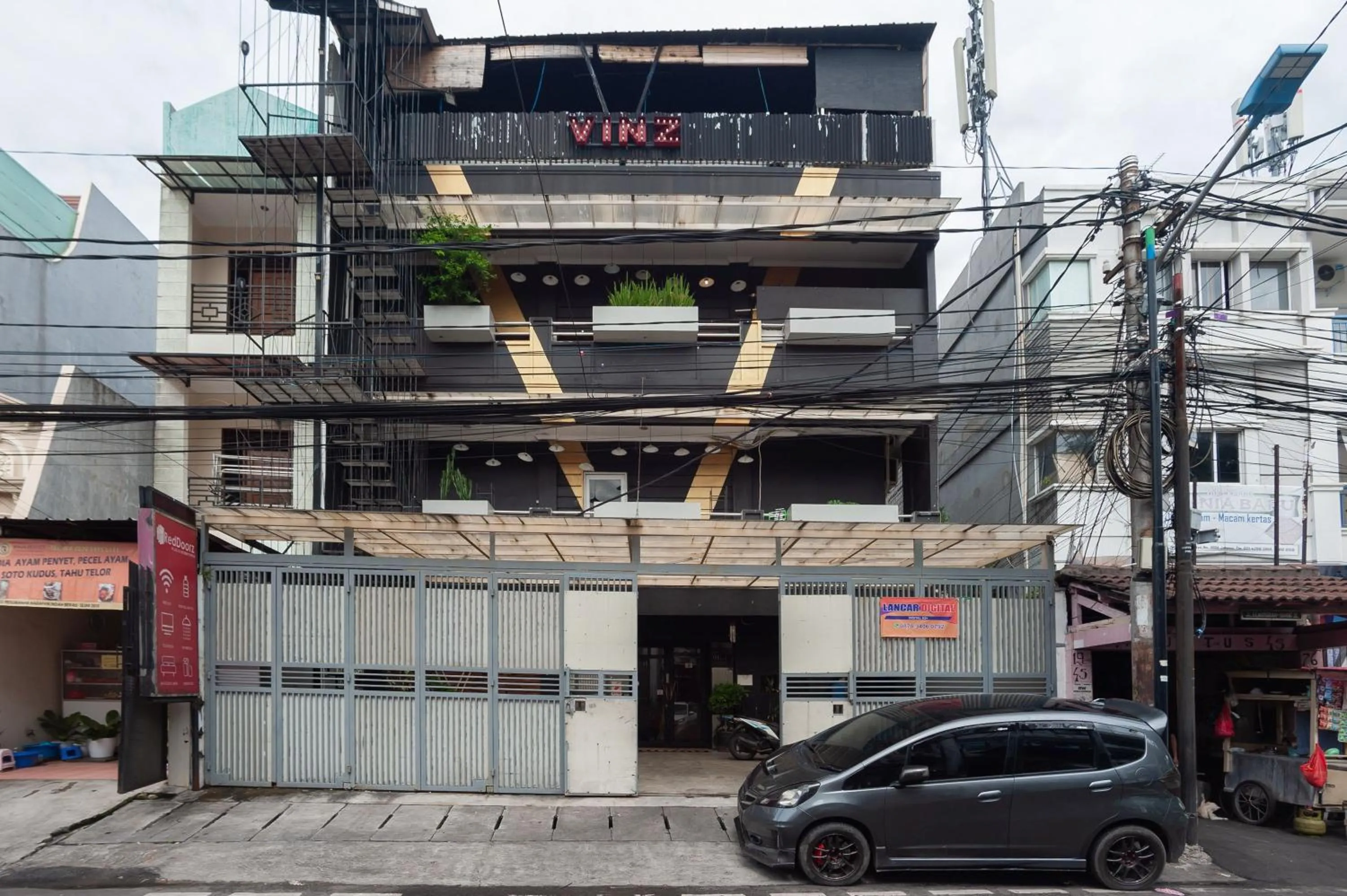 Property building in RedDoorz Plus @ Kemayoran