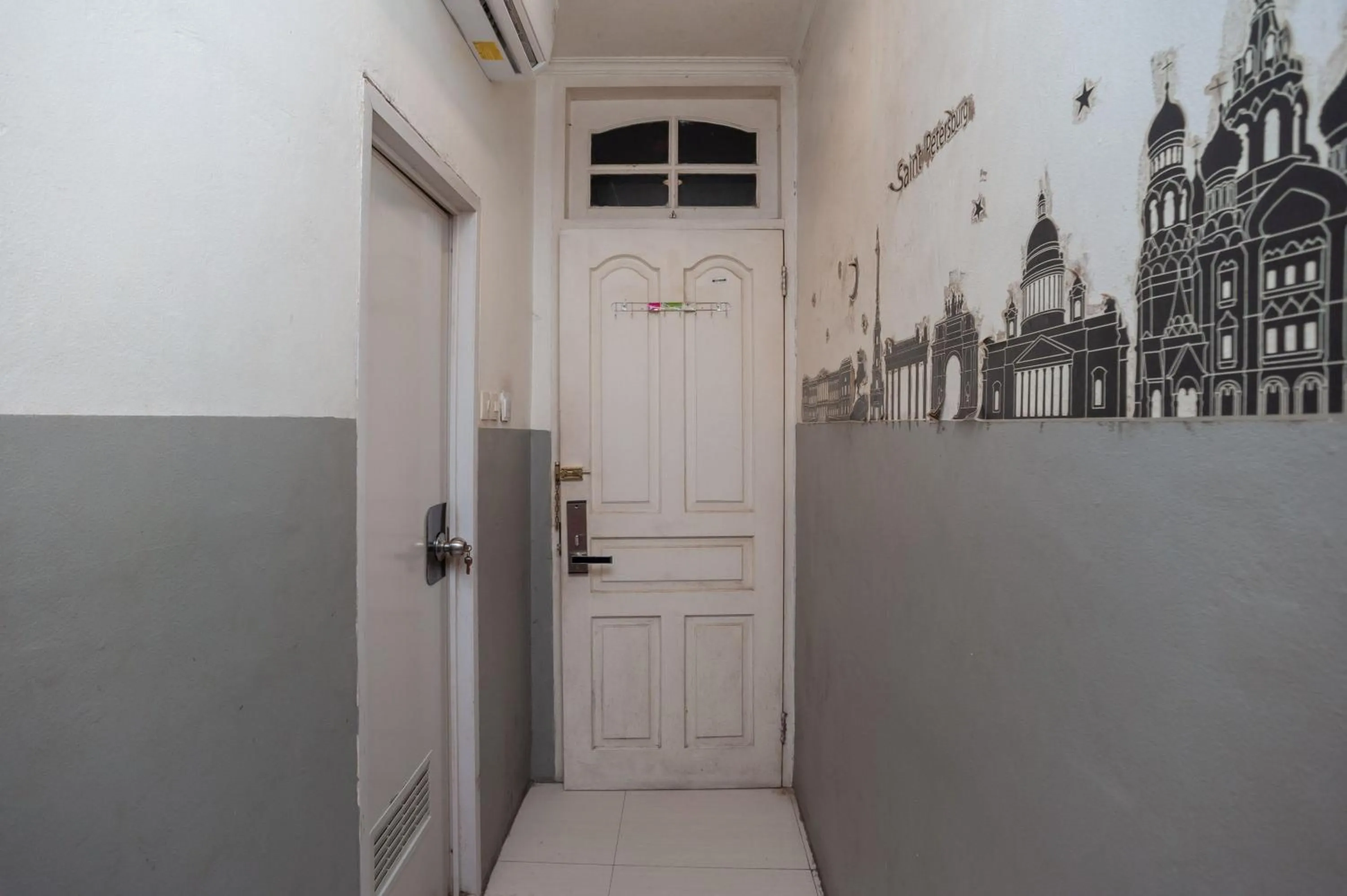 Floor plan in RedDoorz Plus @ Kemayoran