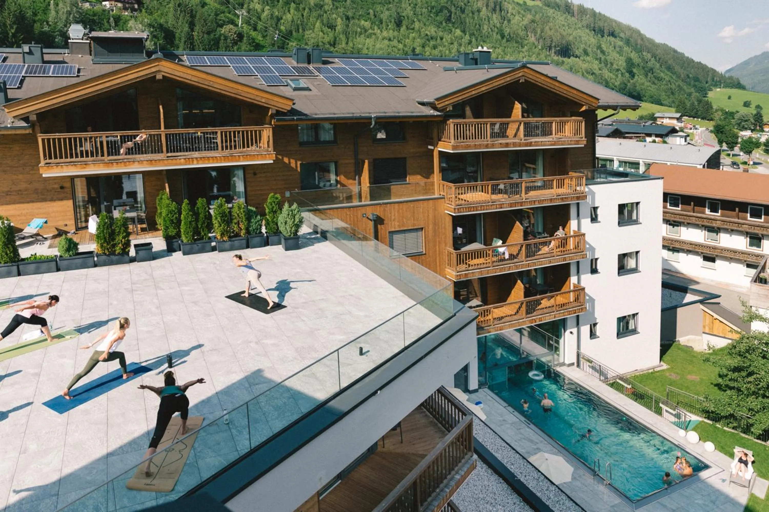 Property building in Venediger Lodge