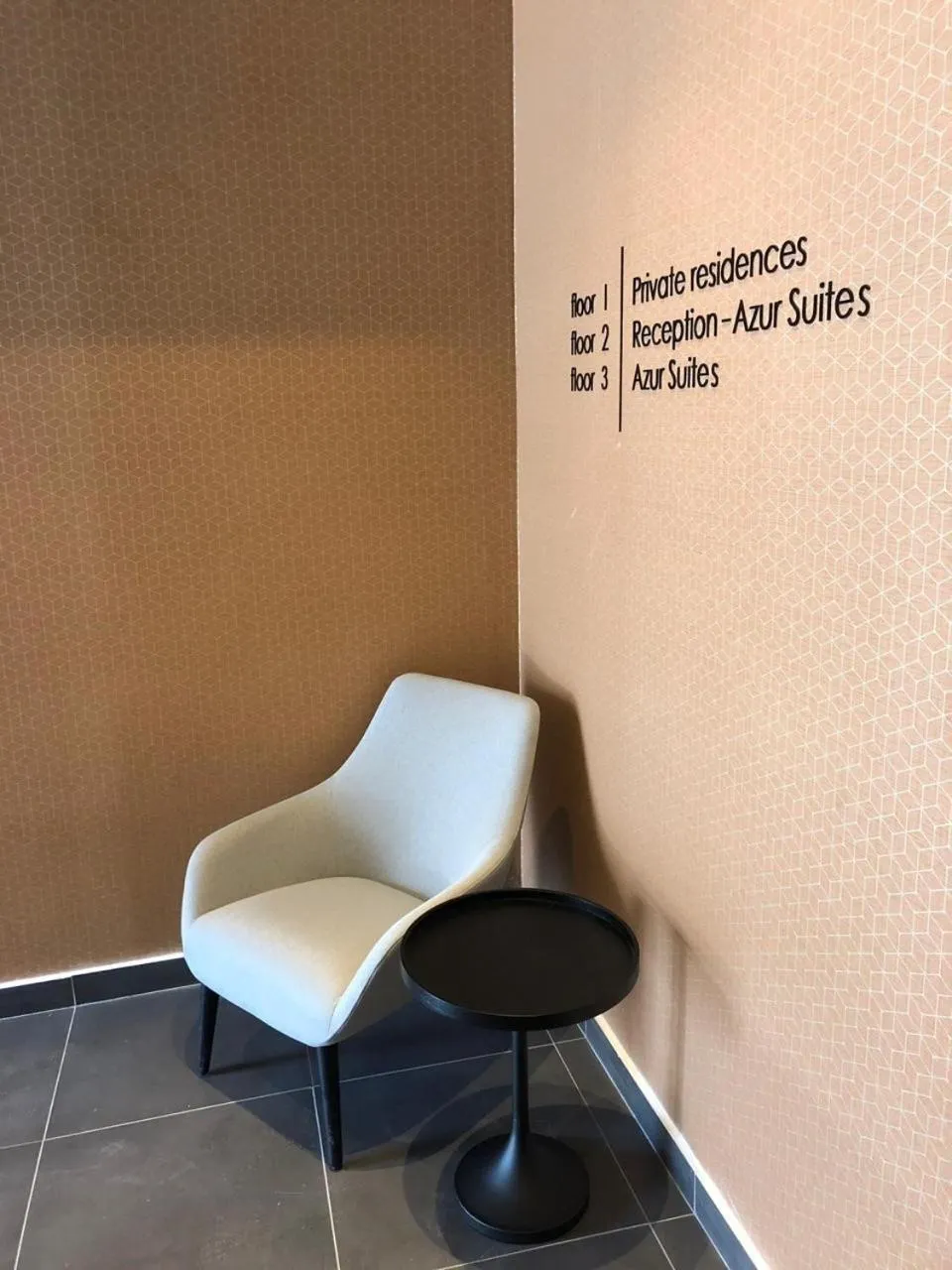 Facade/entrance in Azur Suites