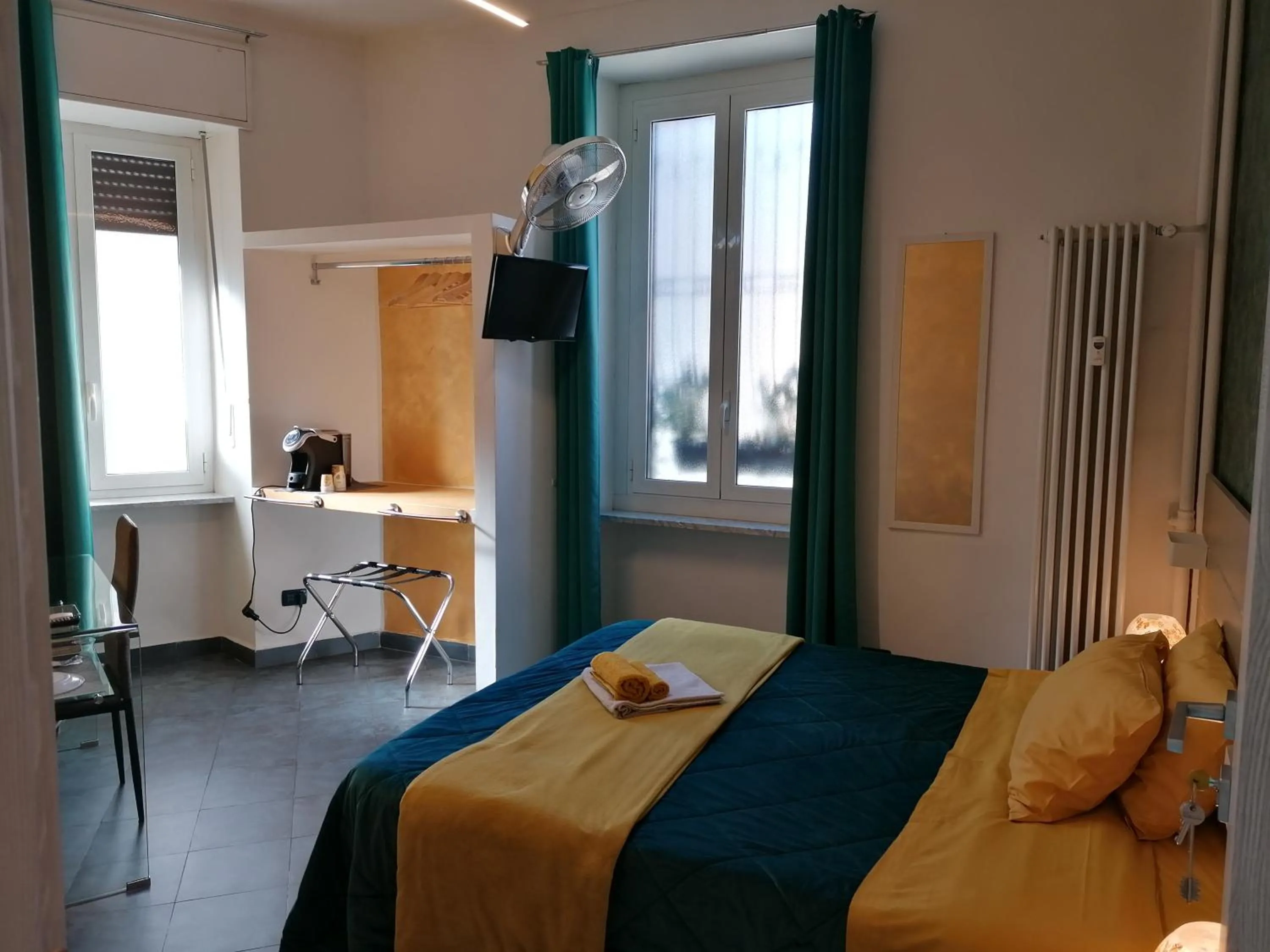 Double or Twin Room with Shared Bathroom - single occupancy in B&B IL SOGNO