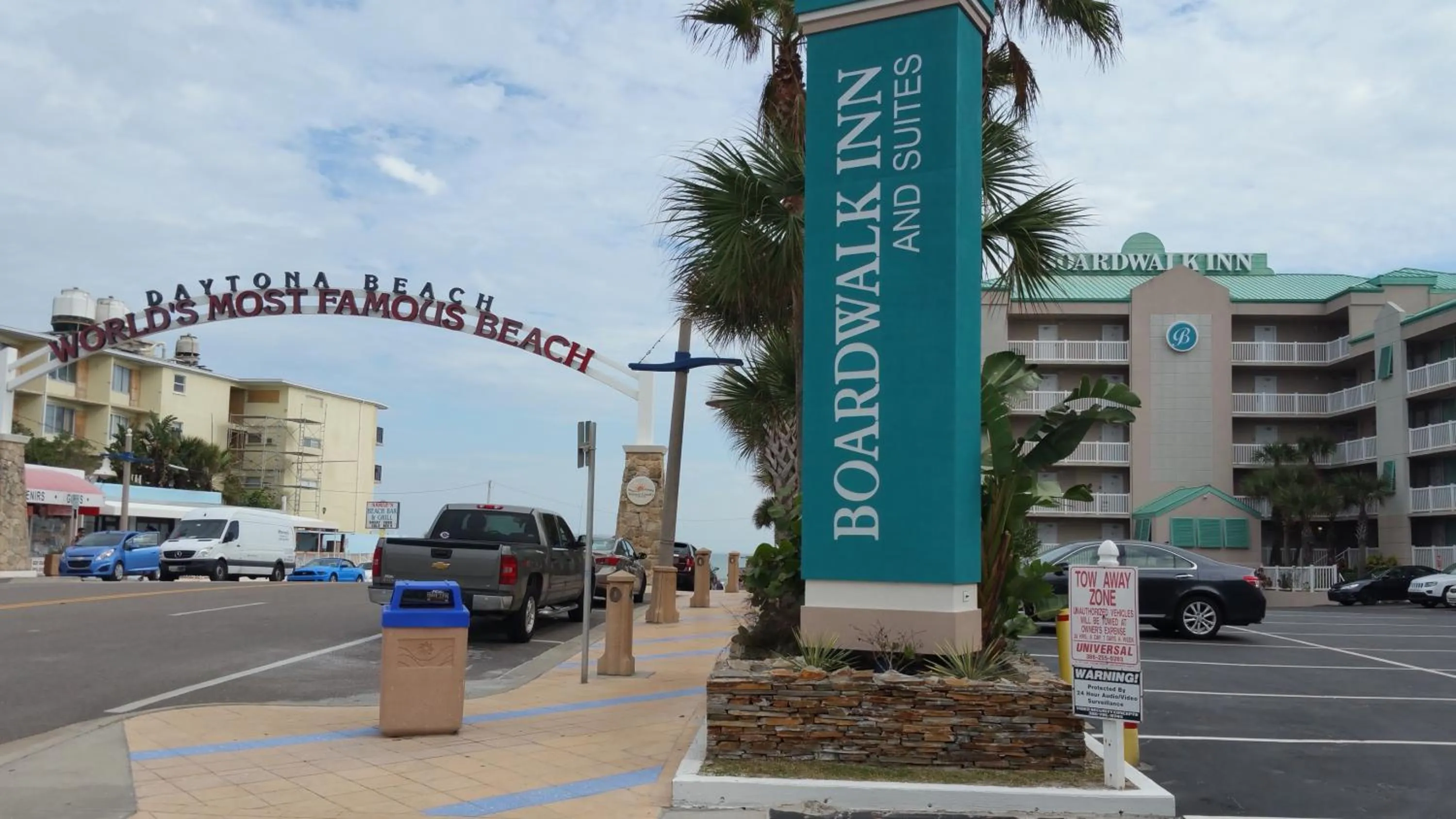 Property building in Boardwalk Inn and Suites