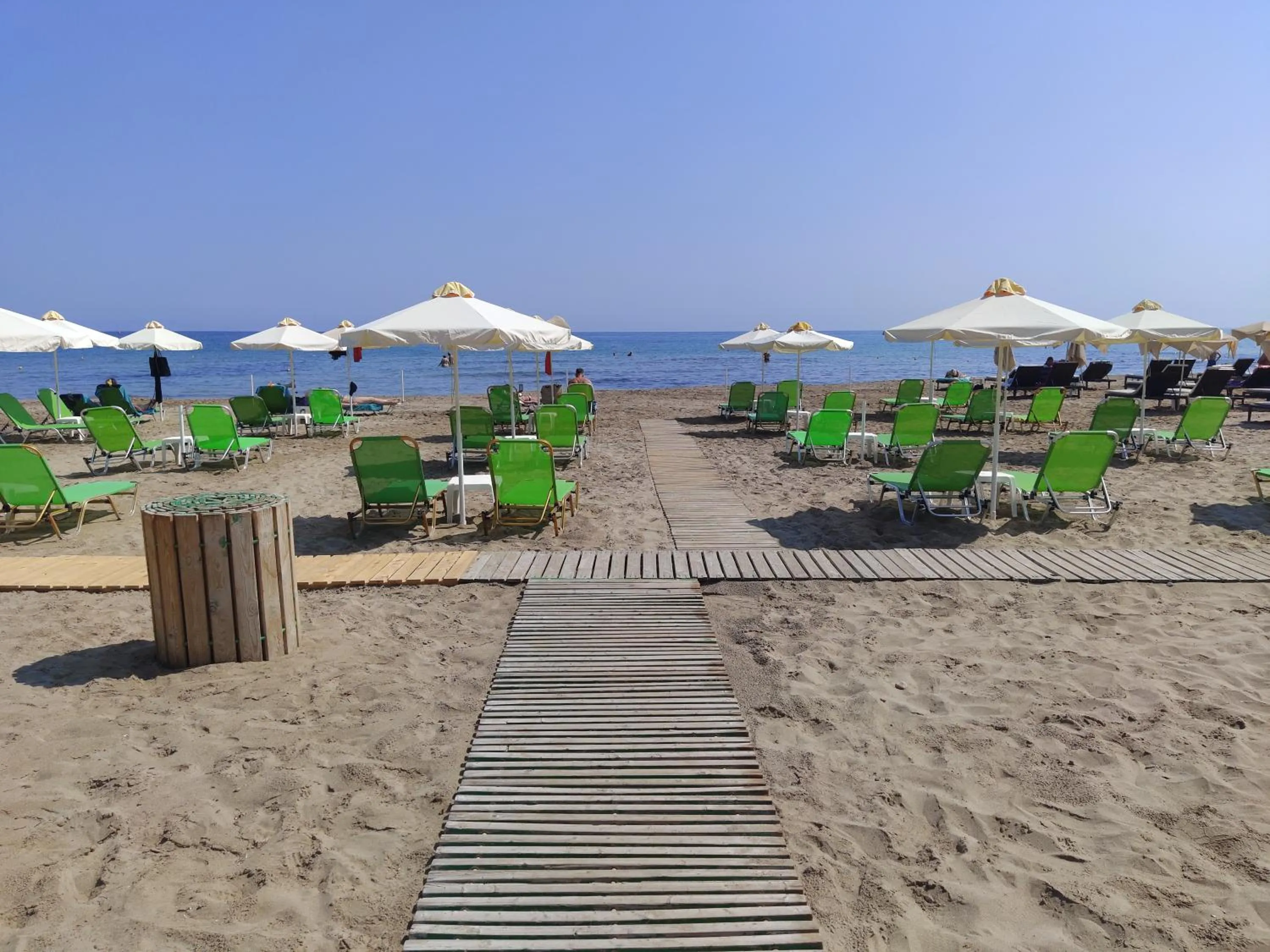 Beach in Koula Apartments