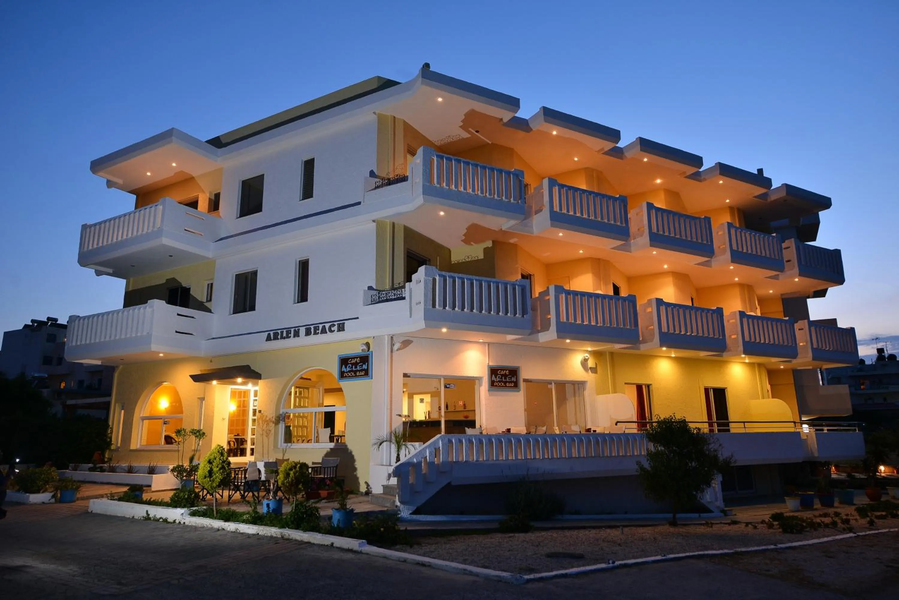 Property building in Arlen Beach Hotel