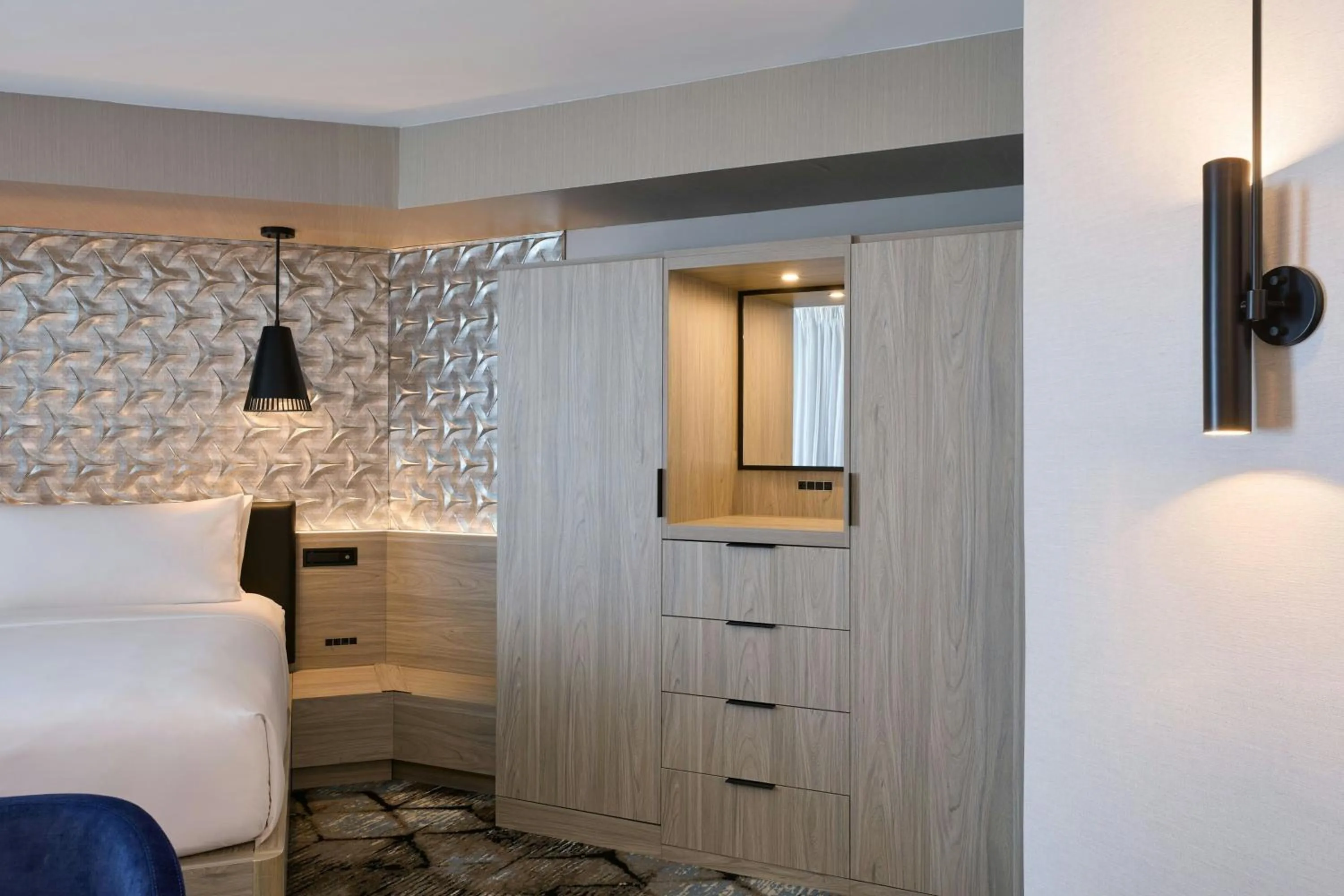 Bedroom, Bed in Renaissance Daytona Beach Oceanfront Hotel