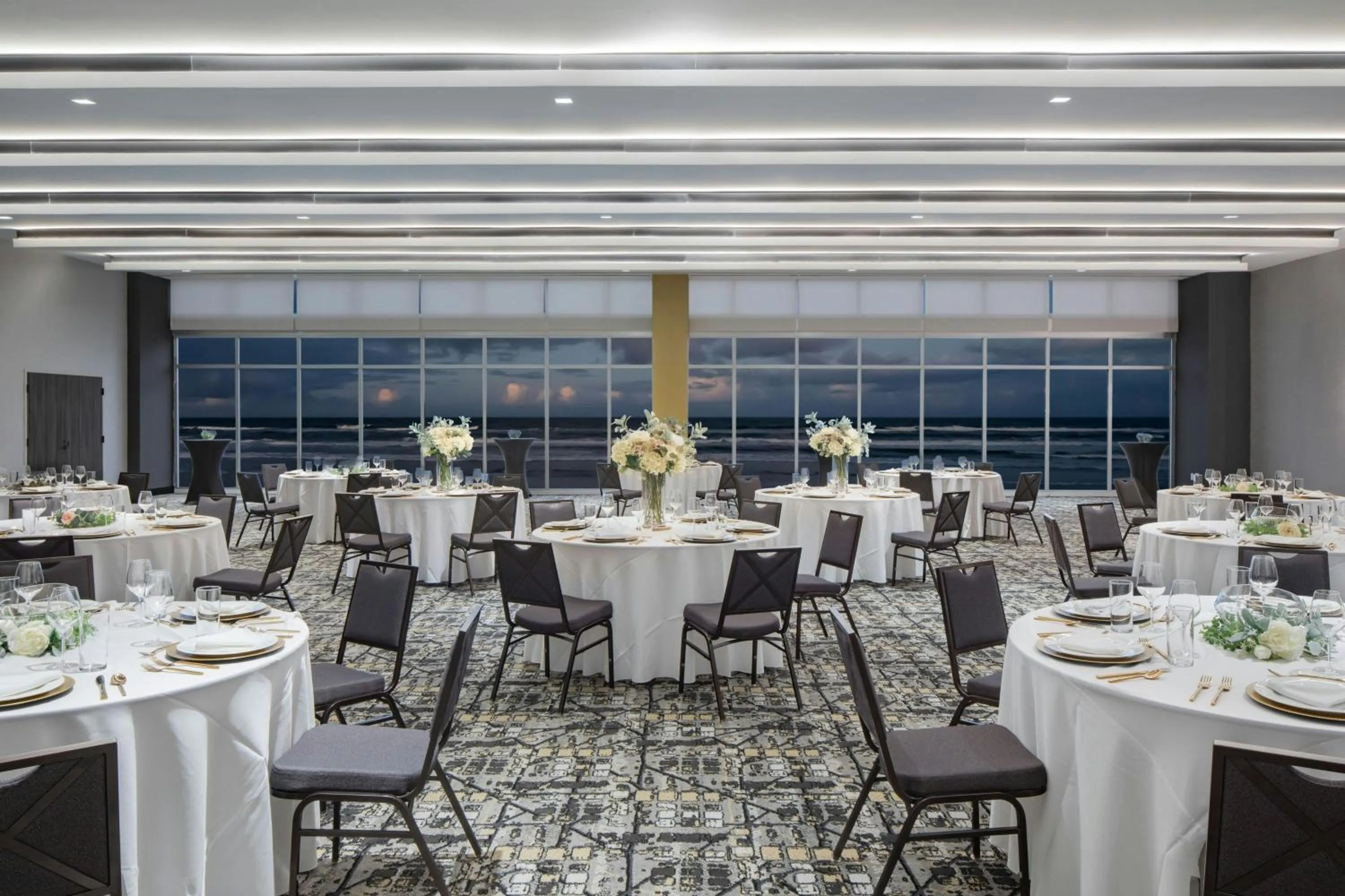 Meeting/conference room in Renaissance Daytona Beach Oceanfront Hotel
