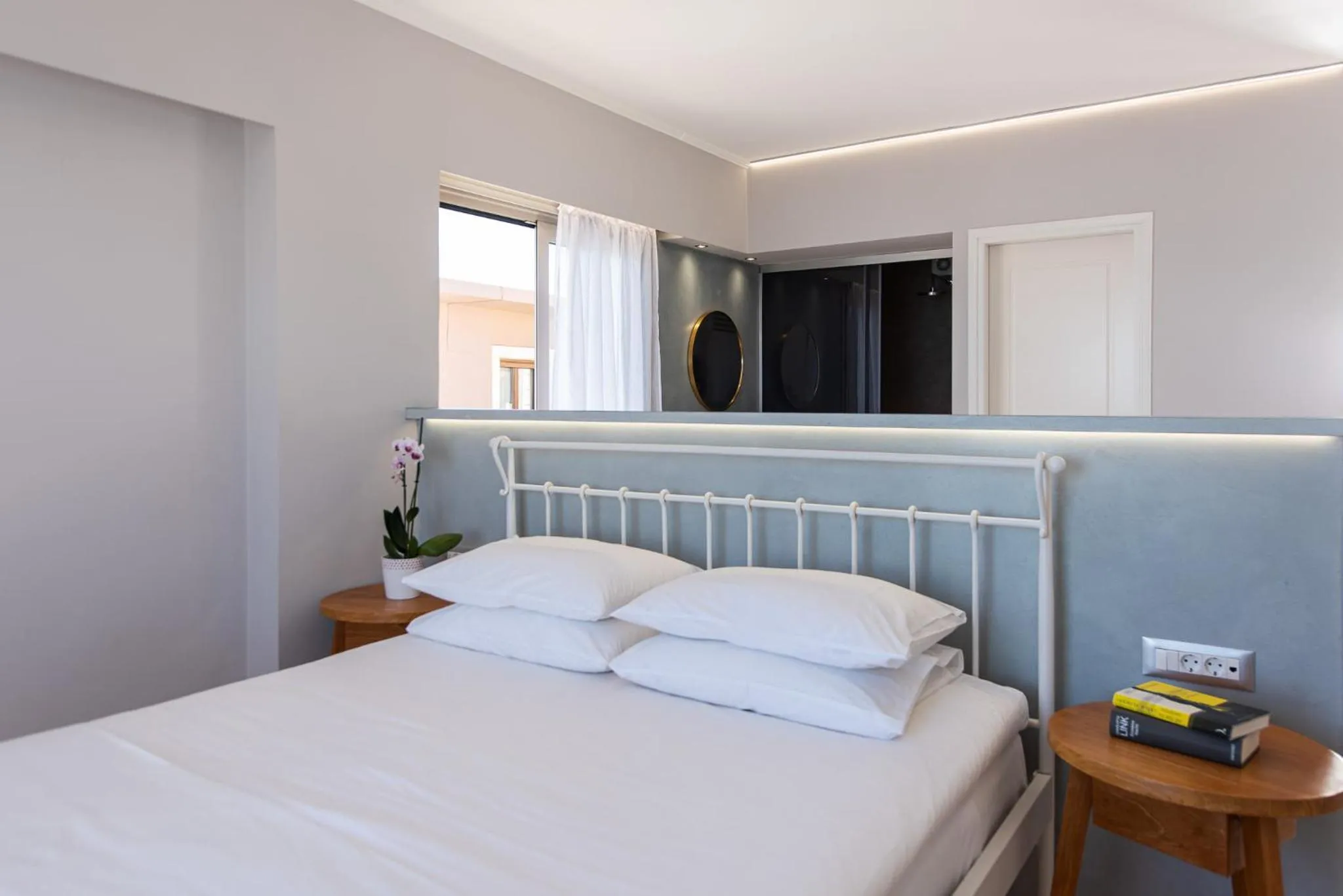 Bed in The Mini Beach Hotel