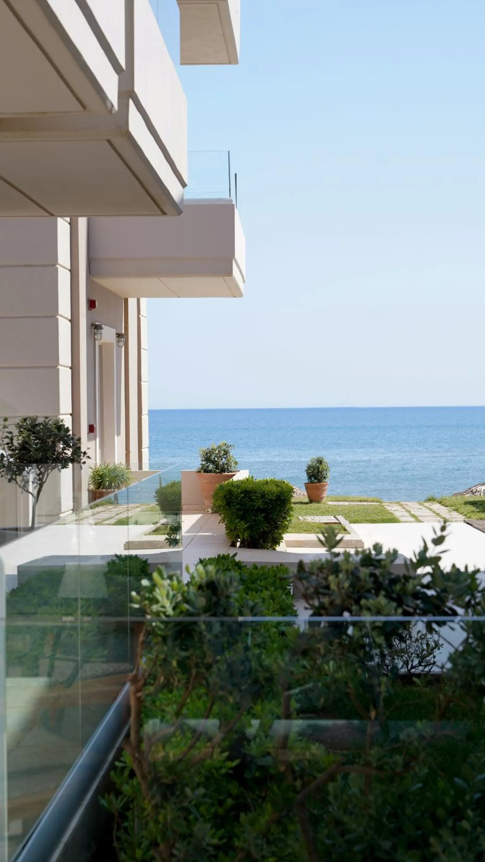 Property building in The Mini Beach Hotel