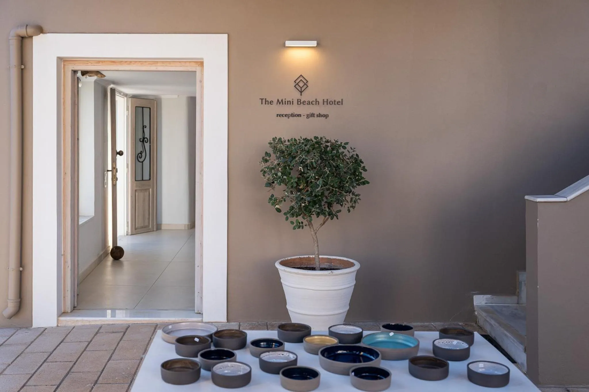 Lobby or reception in The Mini Beach Hotel