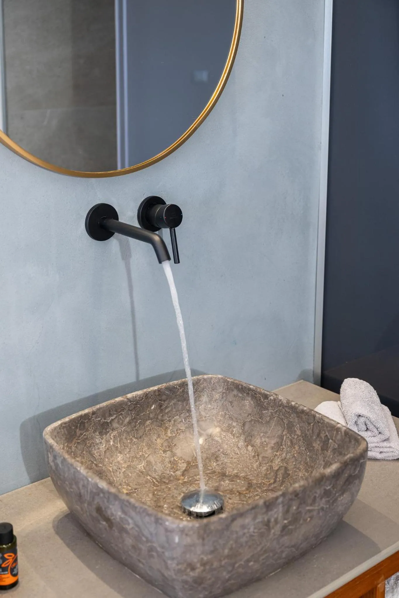 Bathroom in The Mini Beach Hotel