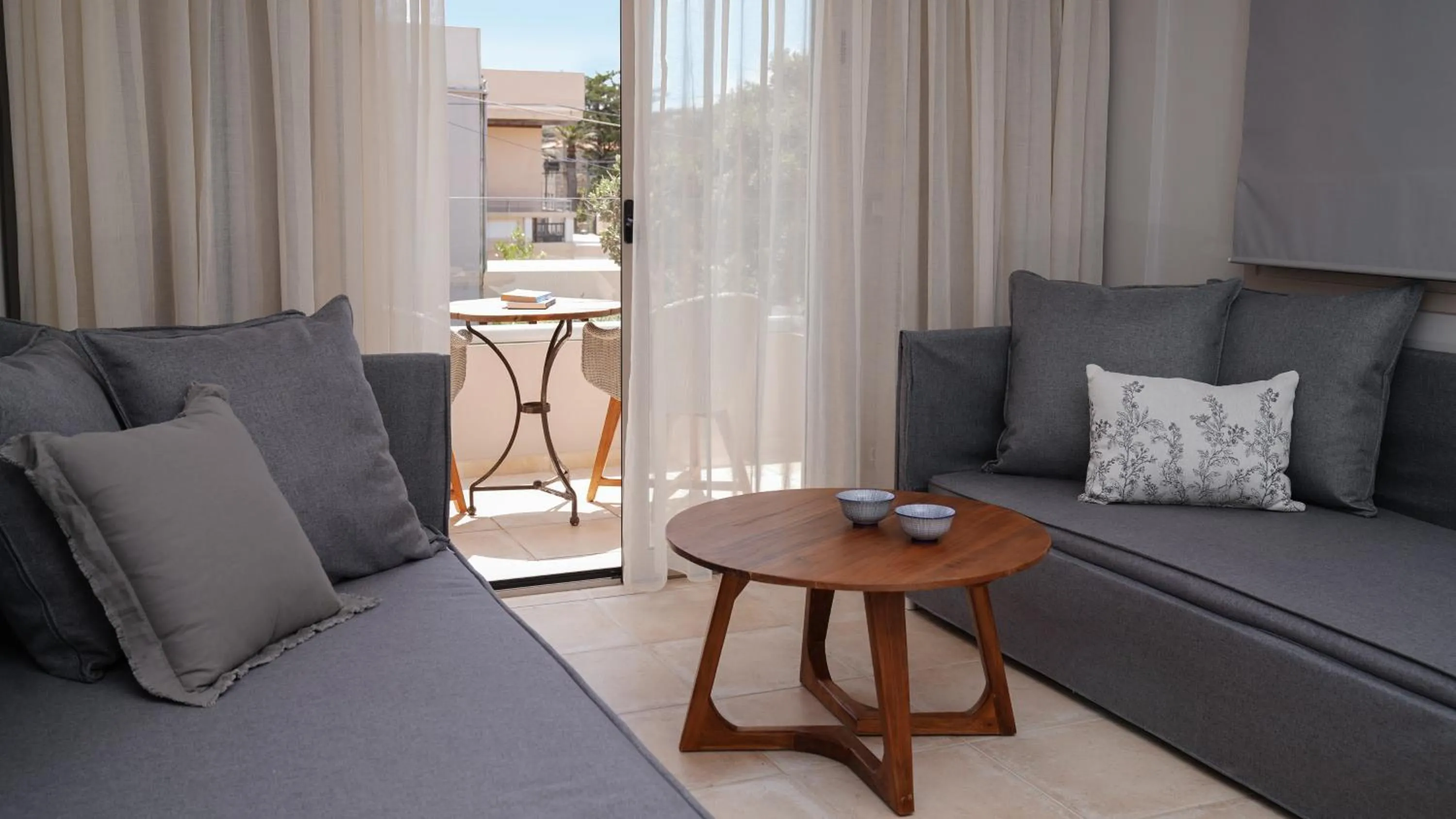 Seating area in The Mini Beach Hotel