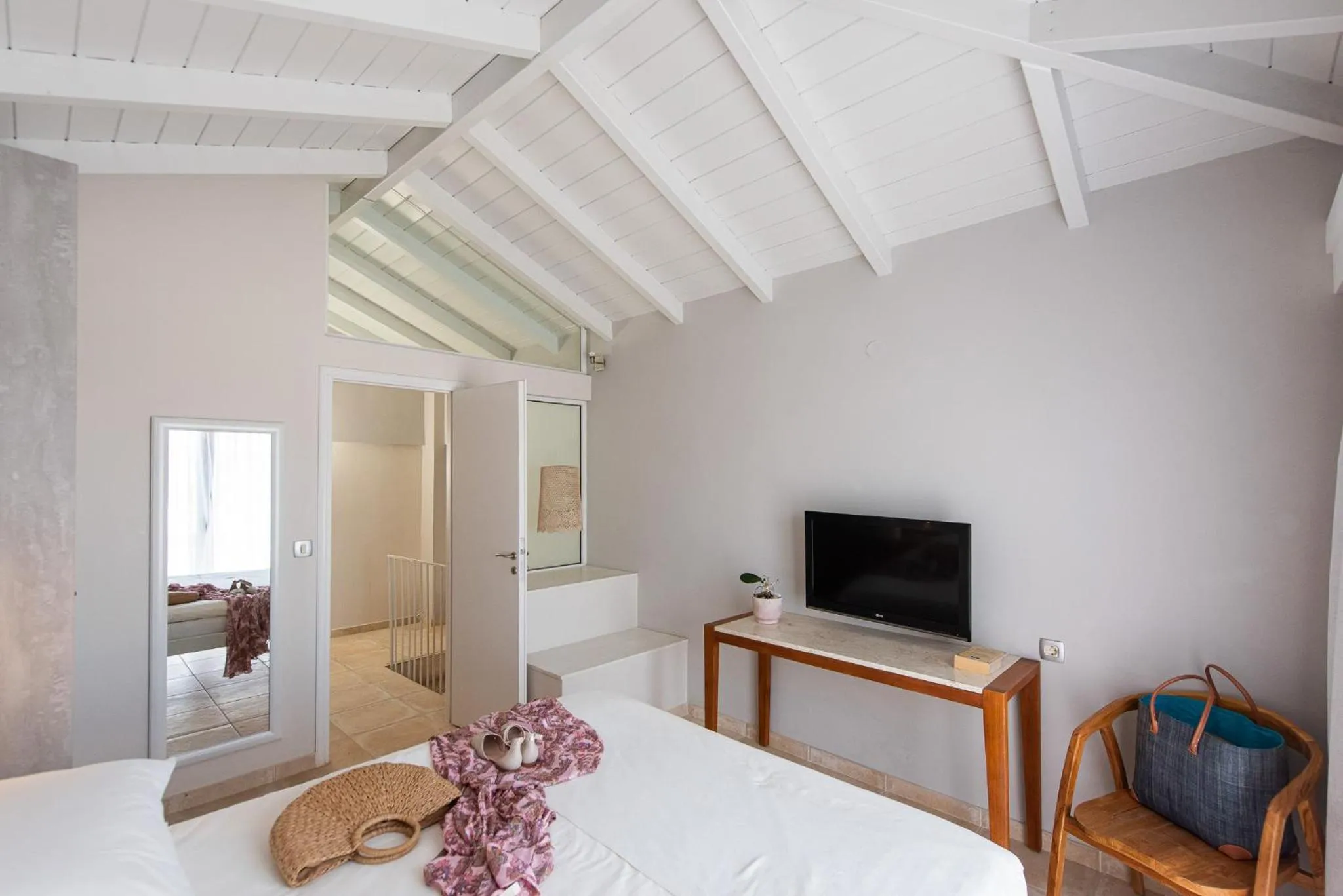 Bedroom, Bed in The Mini Beach Hotel
