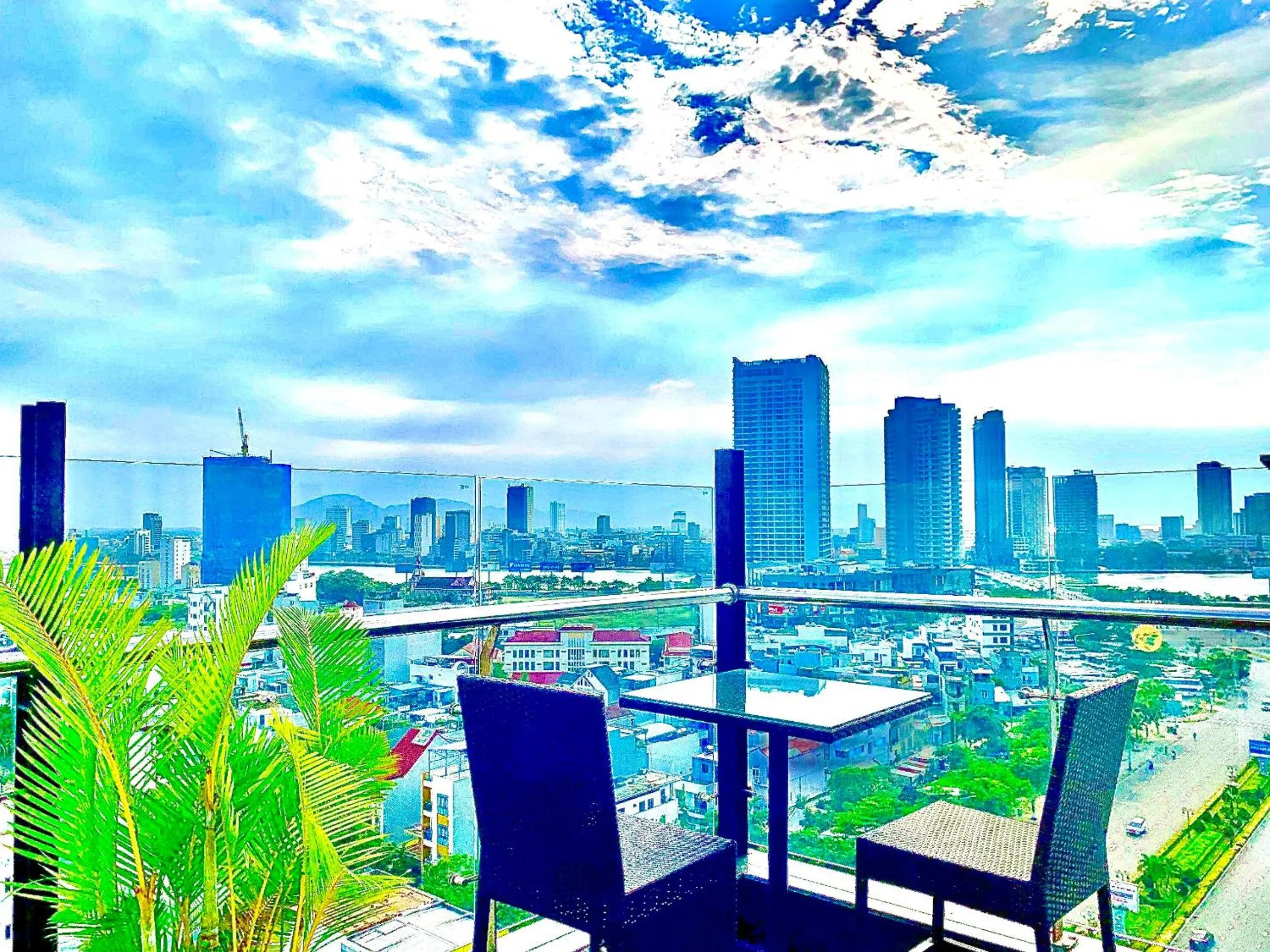 Balcony/Terrace in Roliva Hotel & Apartment Danang