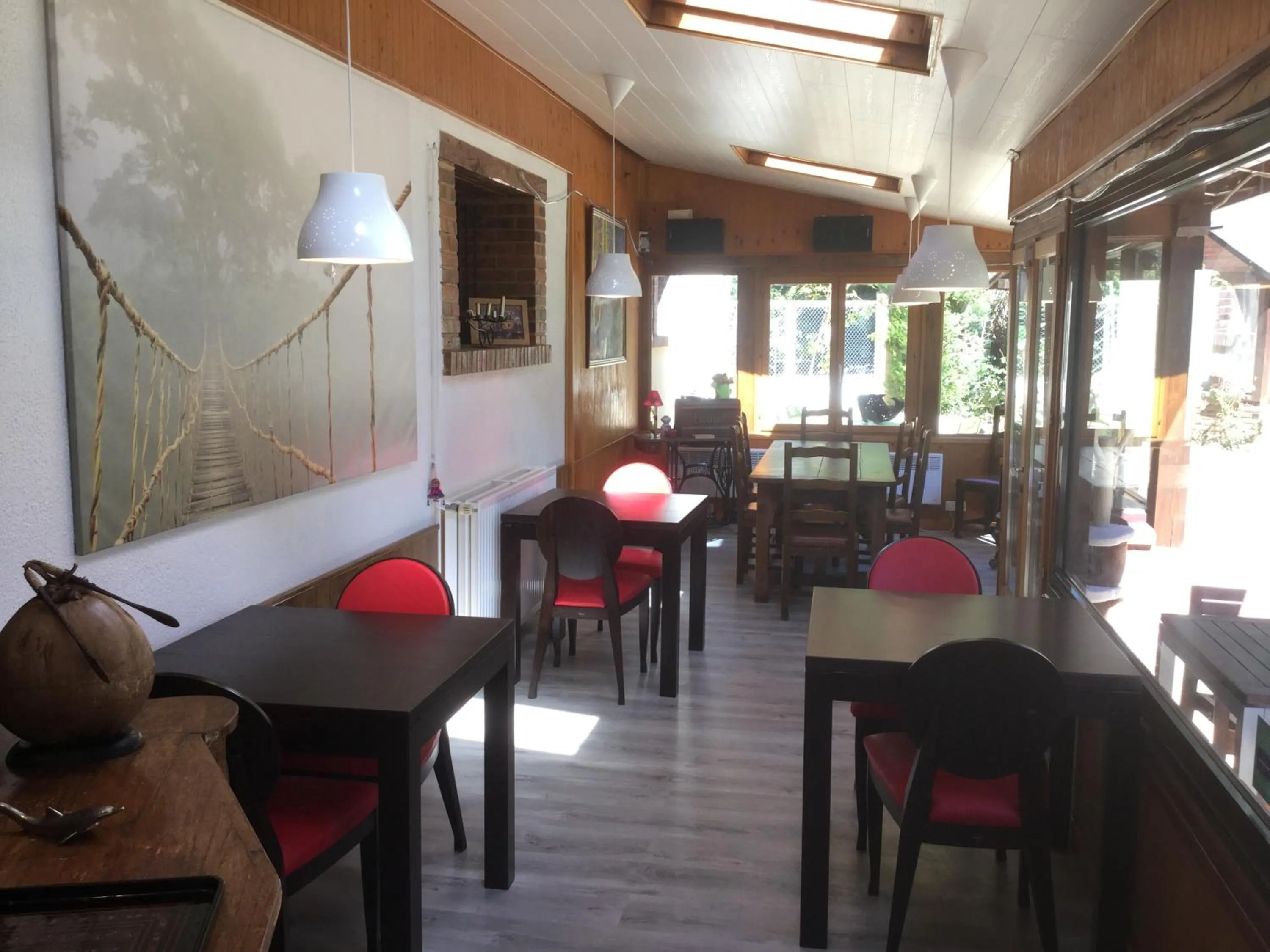 Restaurant/places to eat in Le Moulin Calme