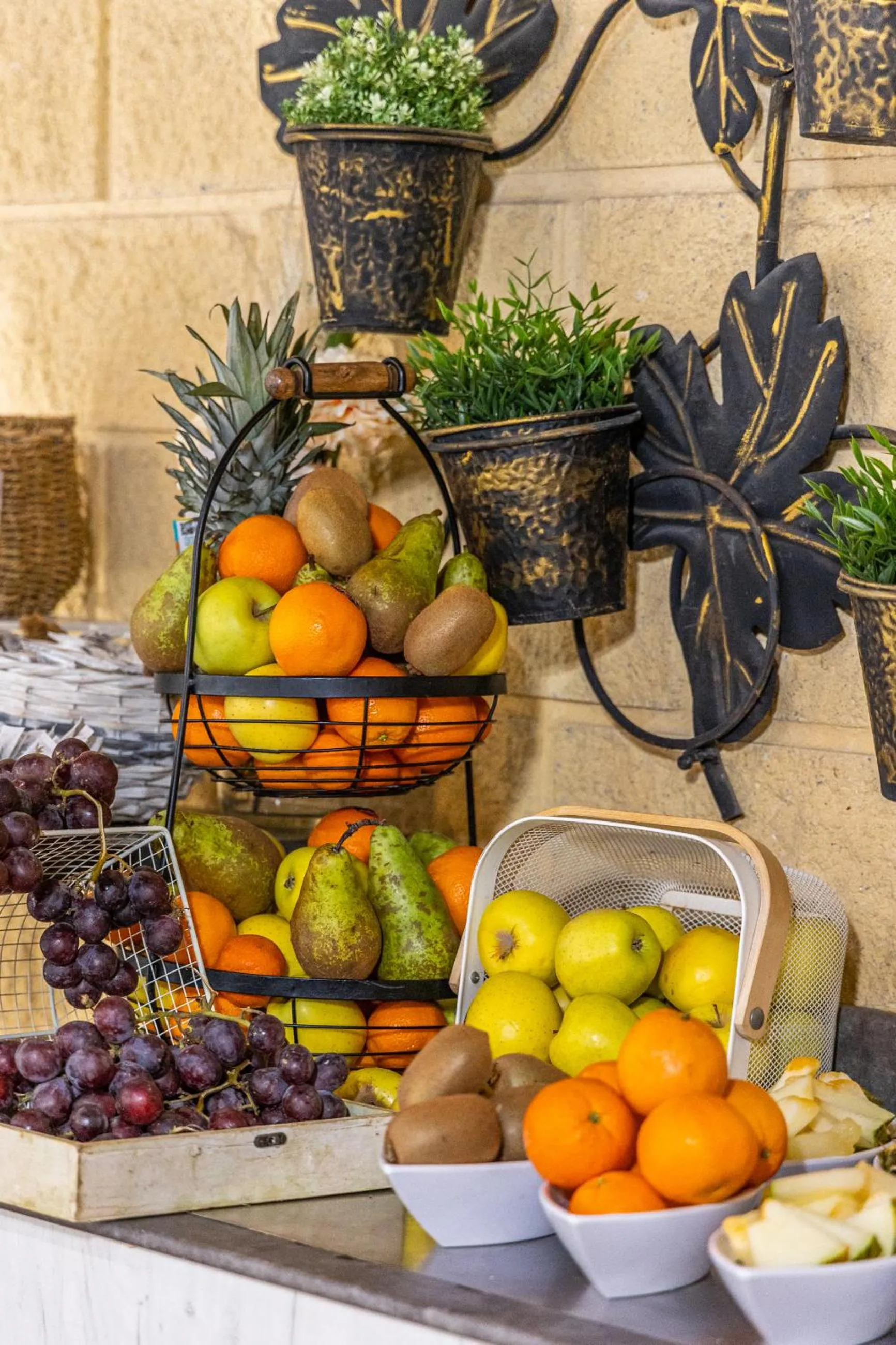 Buffet breakfast in Hotel Plaza Del Castillo