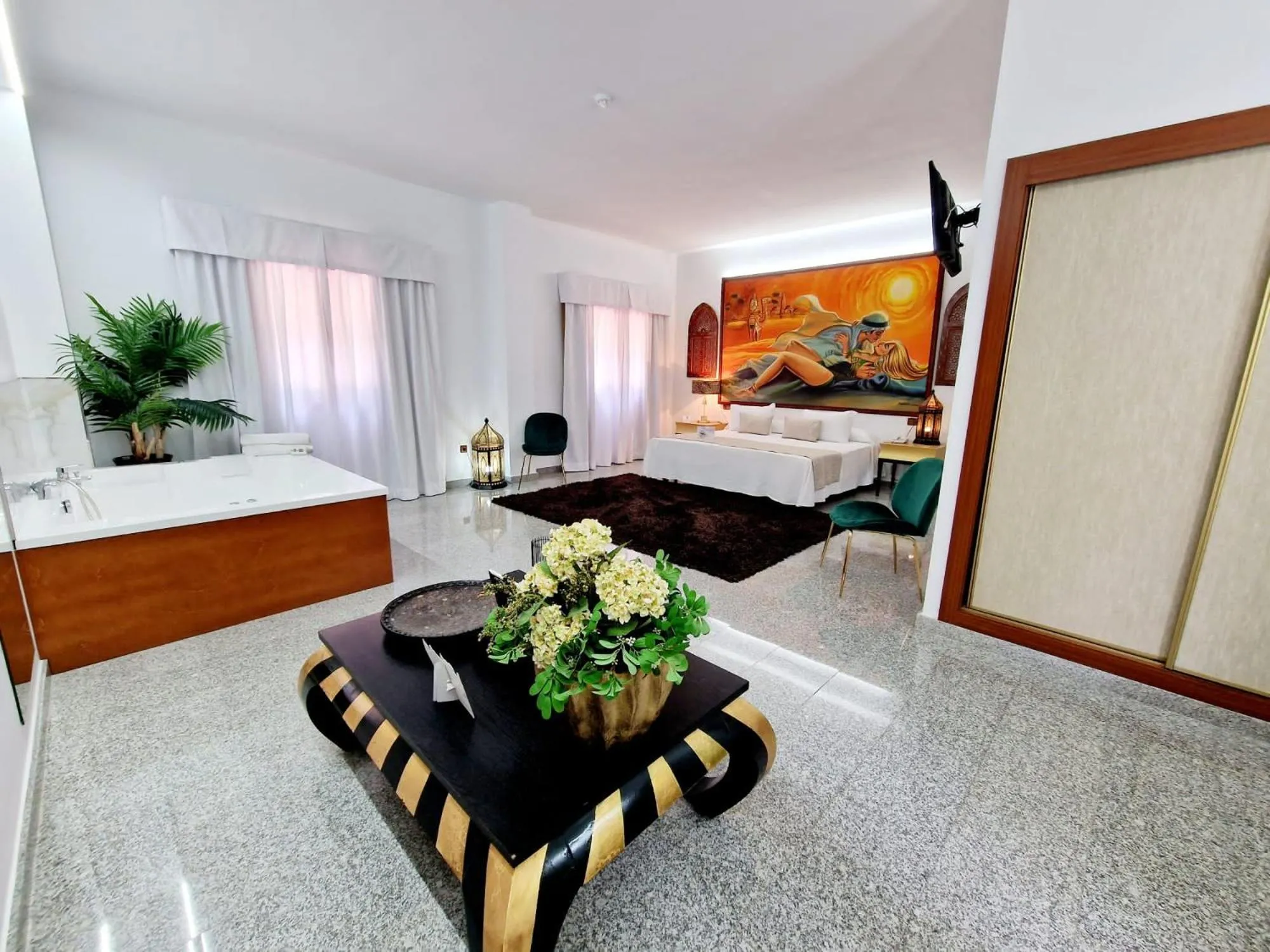 Photo of the whole room, Bed in Hotel Plaza Del Castillo