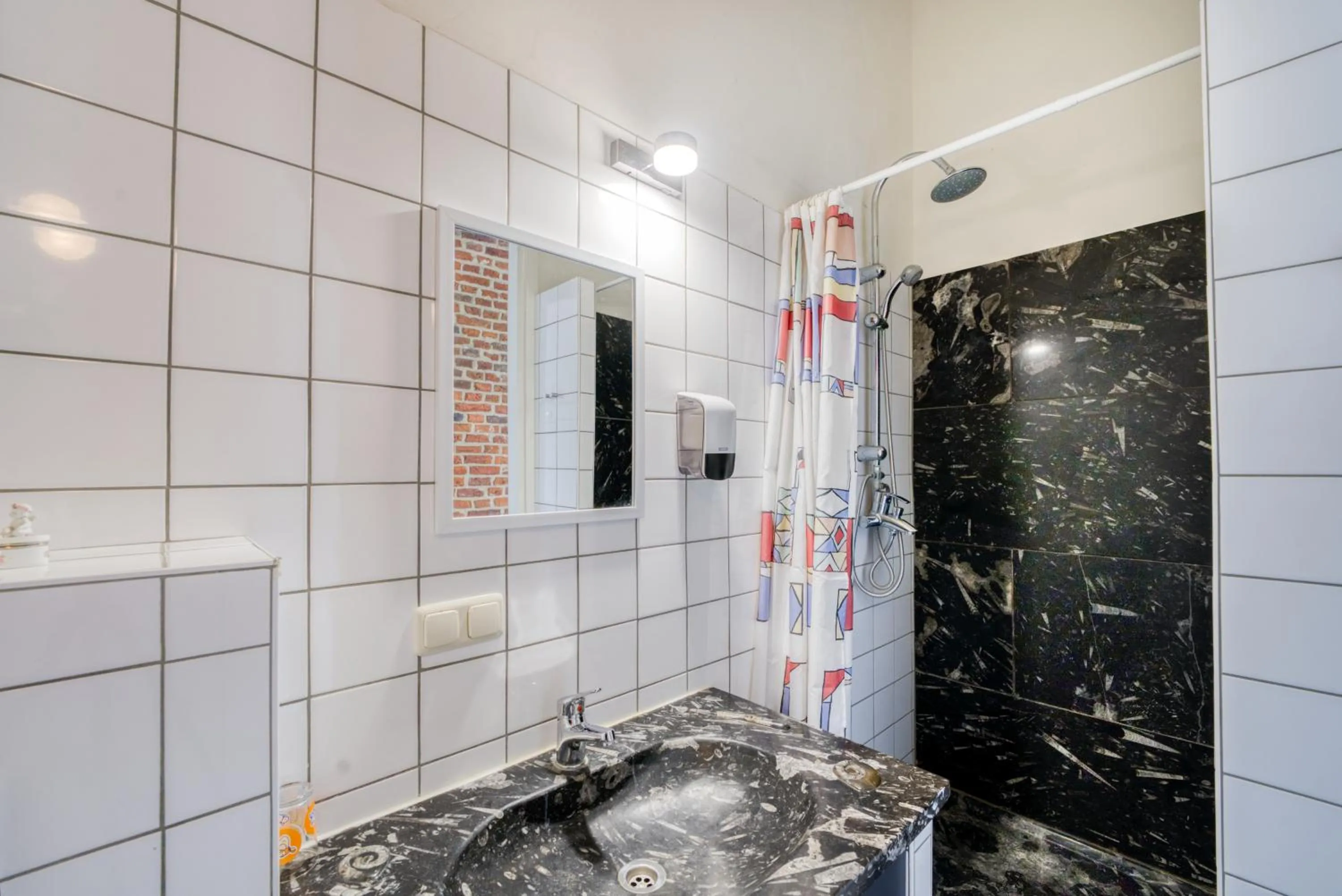 Shower in Meschermolen