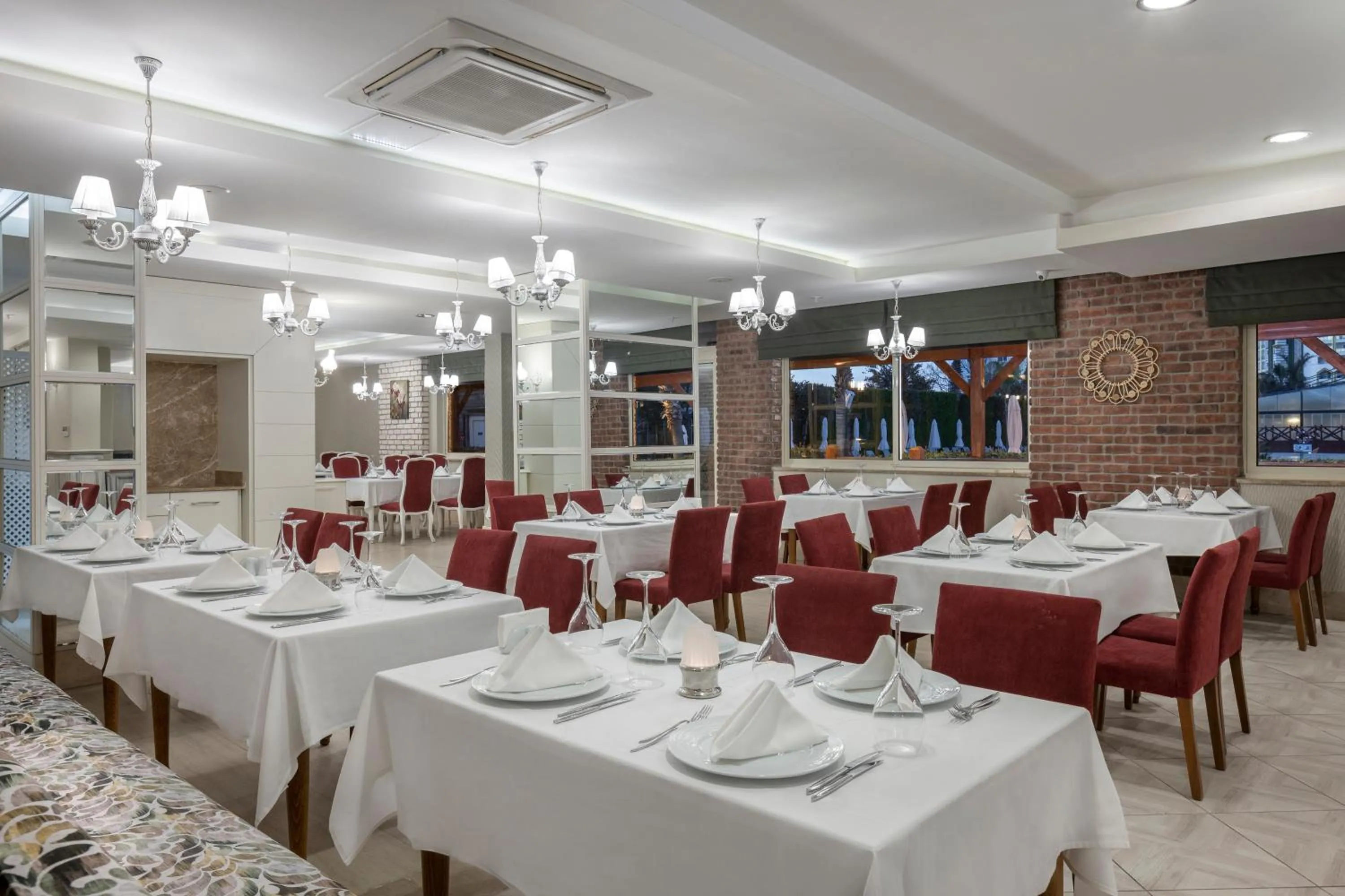 Restaurant/places to eat in Ramada Resort By Wyndham Lara