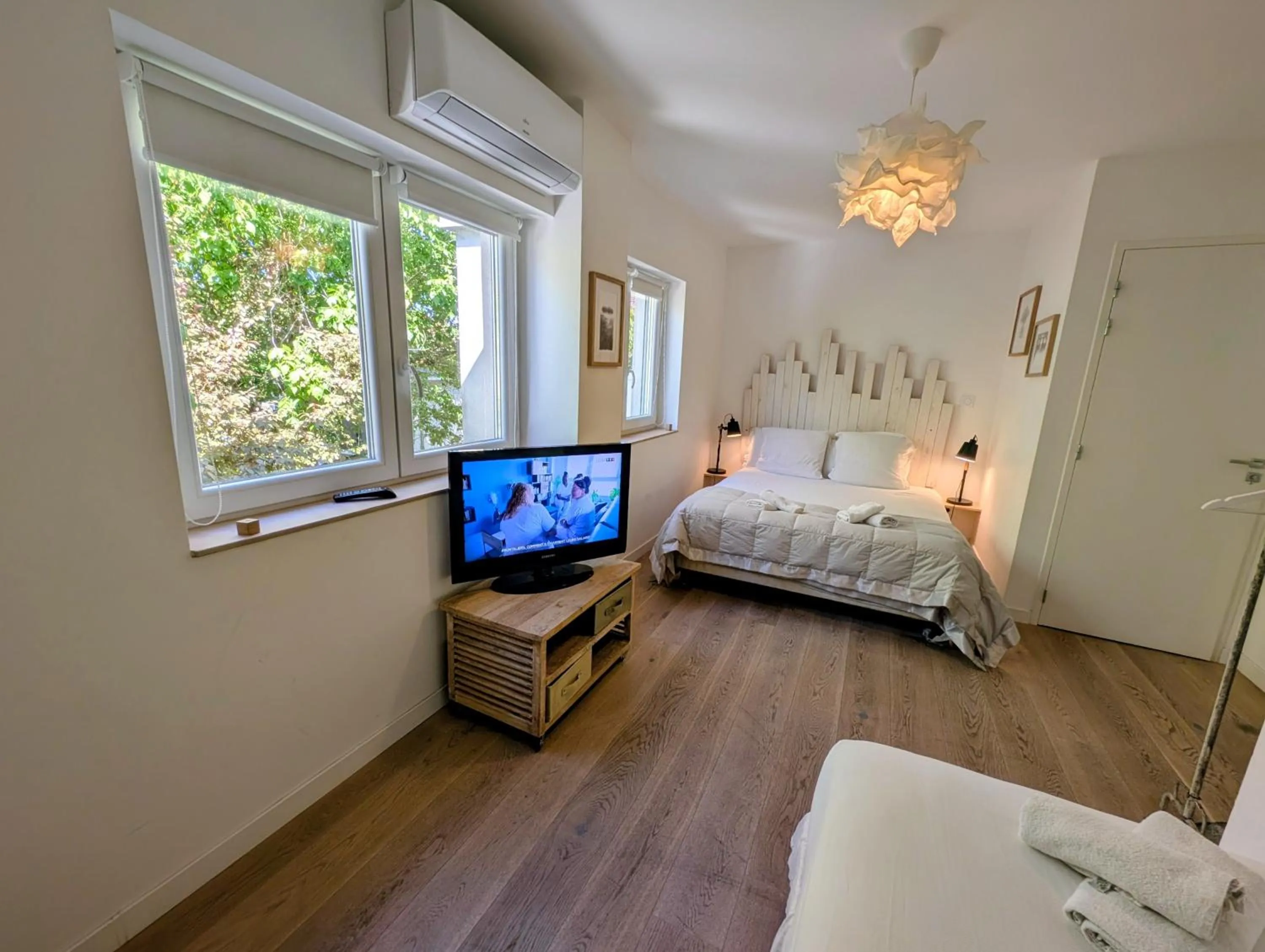 Photo of the whole room, Bed in MOODz HOTEL VIENNE