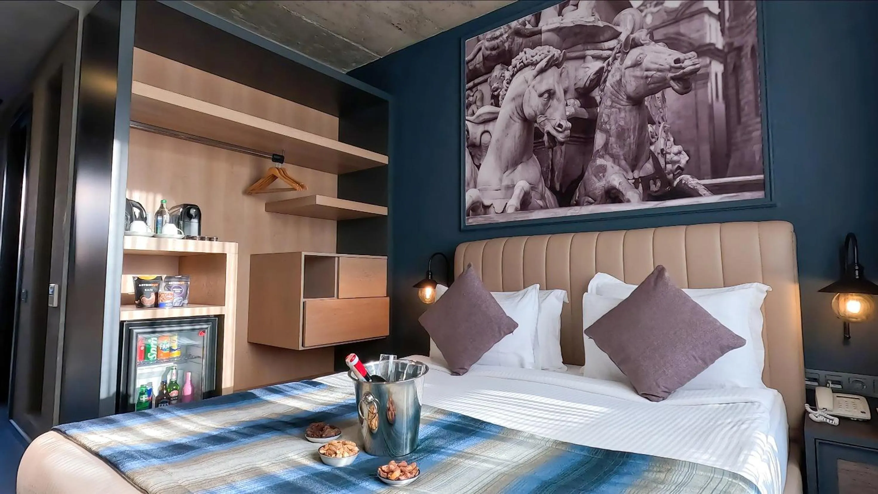 Bedroom in Sandora Boutiuqe Hotel