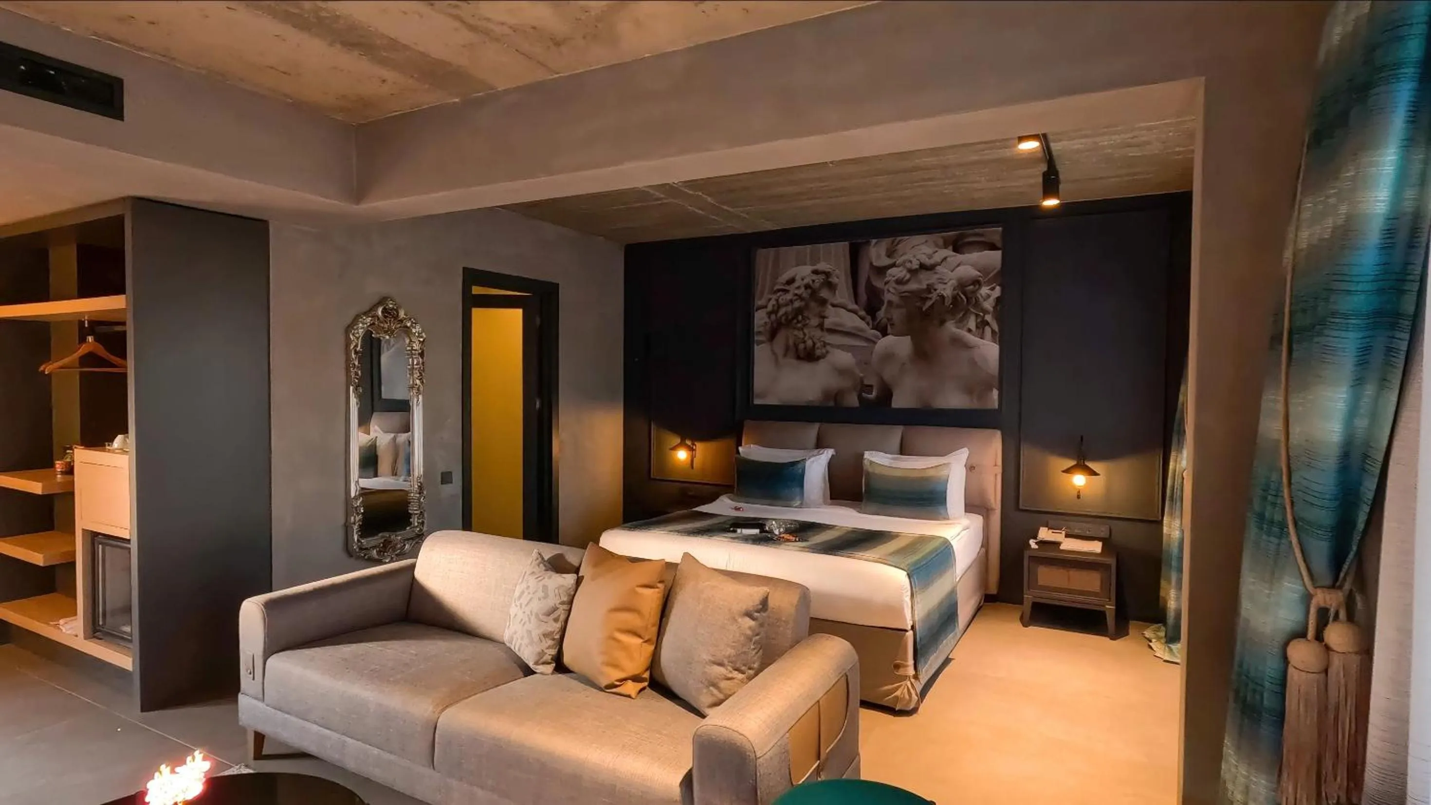 Bedroom in Sandora Boutiuqe Hotel