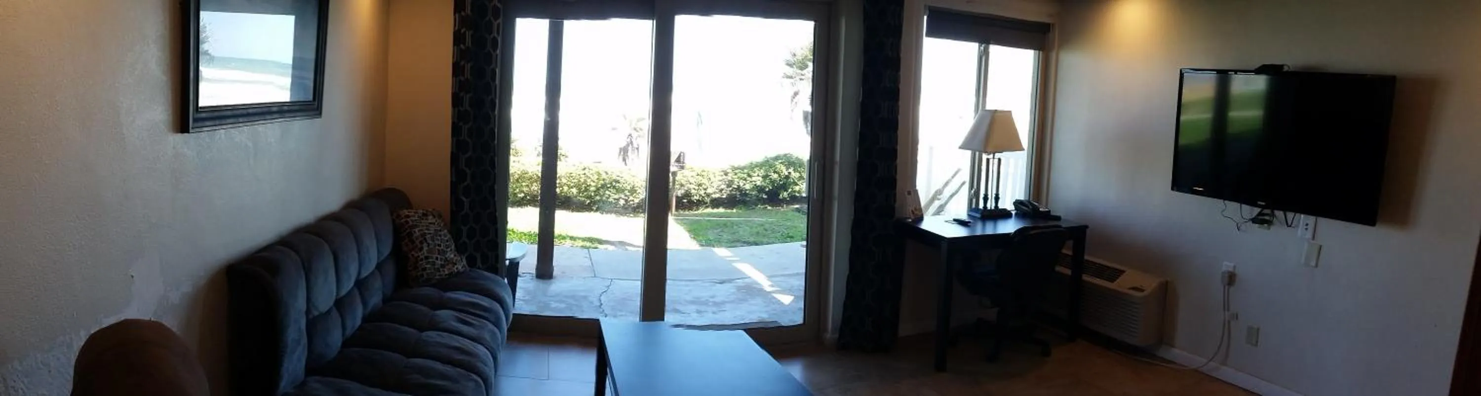 Patio in Driftwood Beach Motel