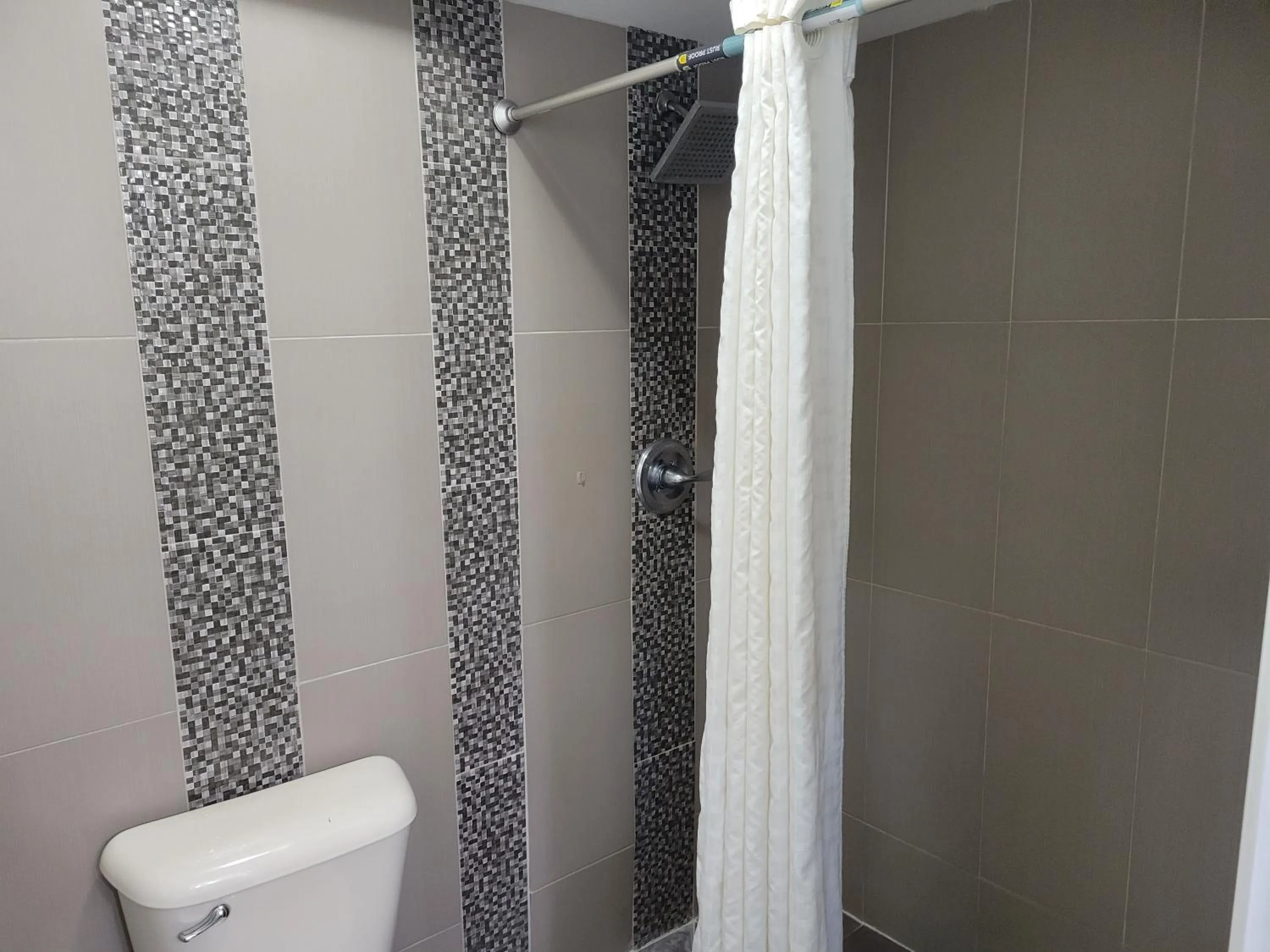 Bathroom in Driftwood Beach Motel