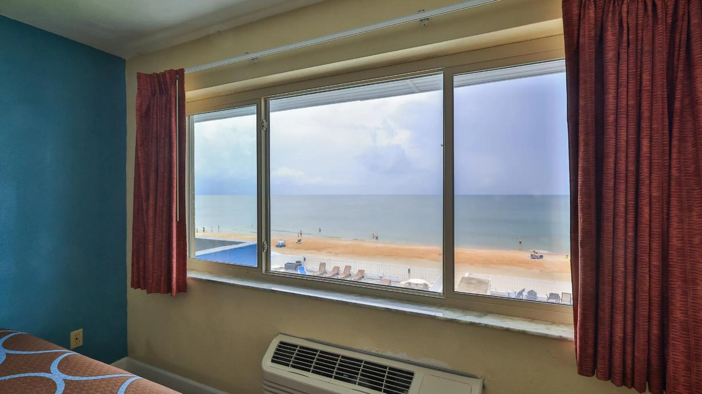 Beach in Driftwood Beach Motel