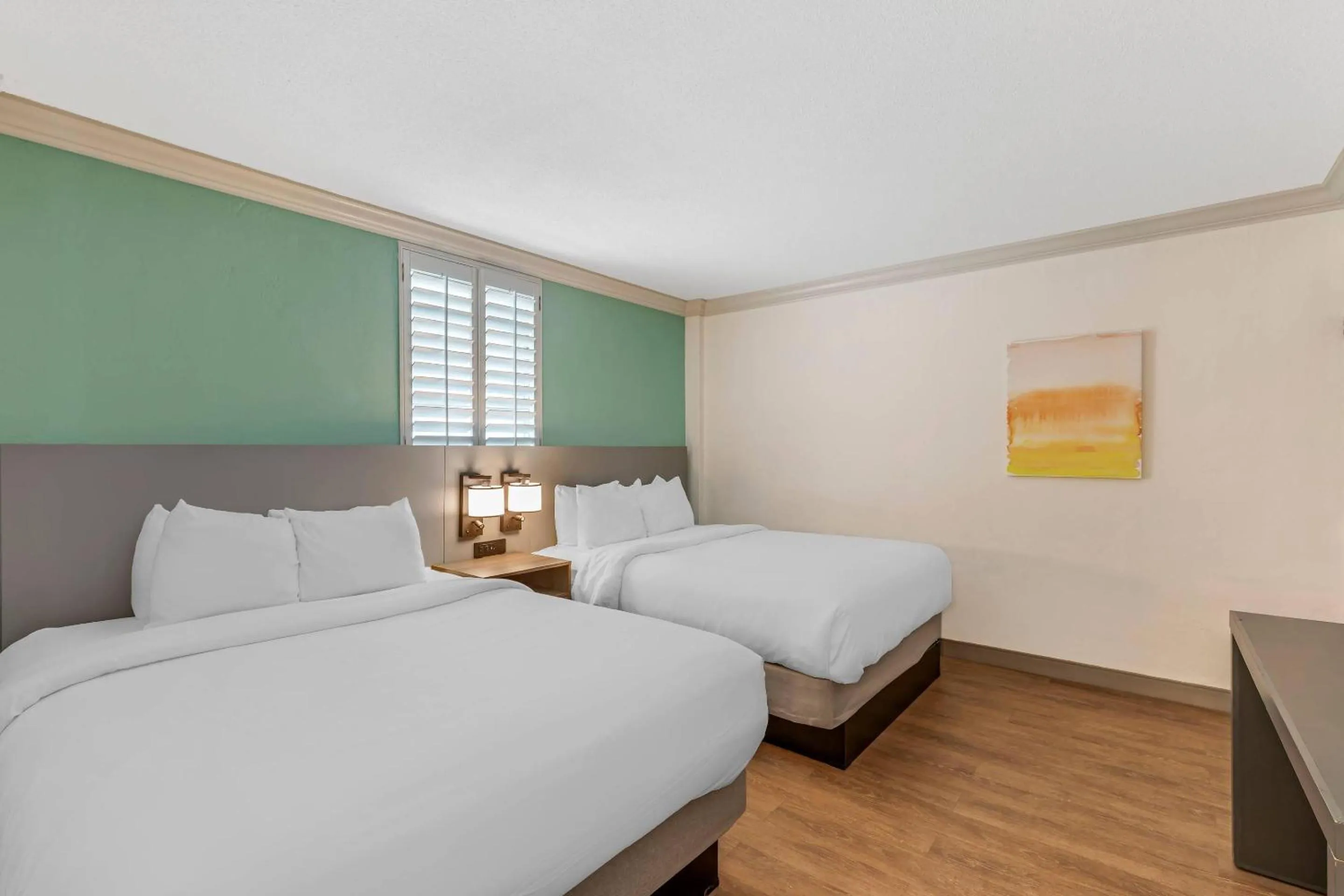 Bedroom, Bed in Comfort Inn & Suites Ormond Beach Oceanfront