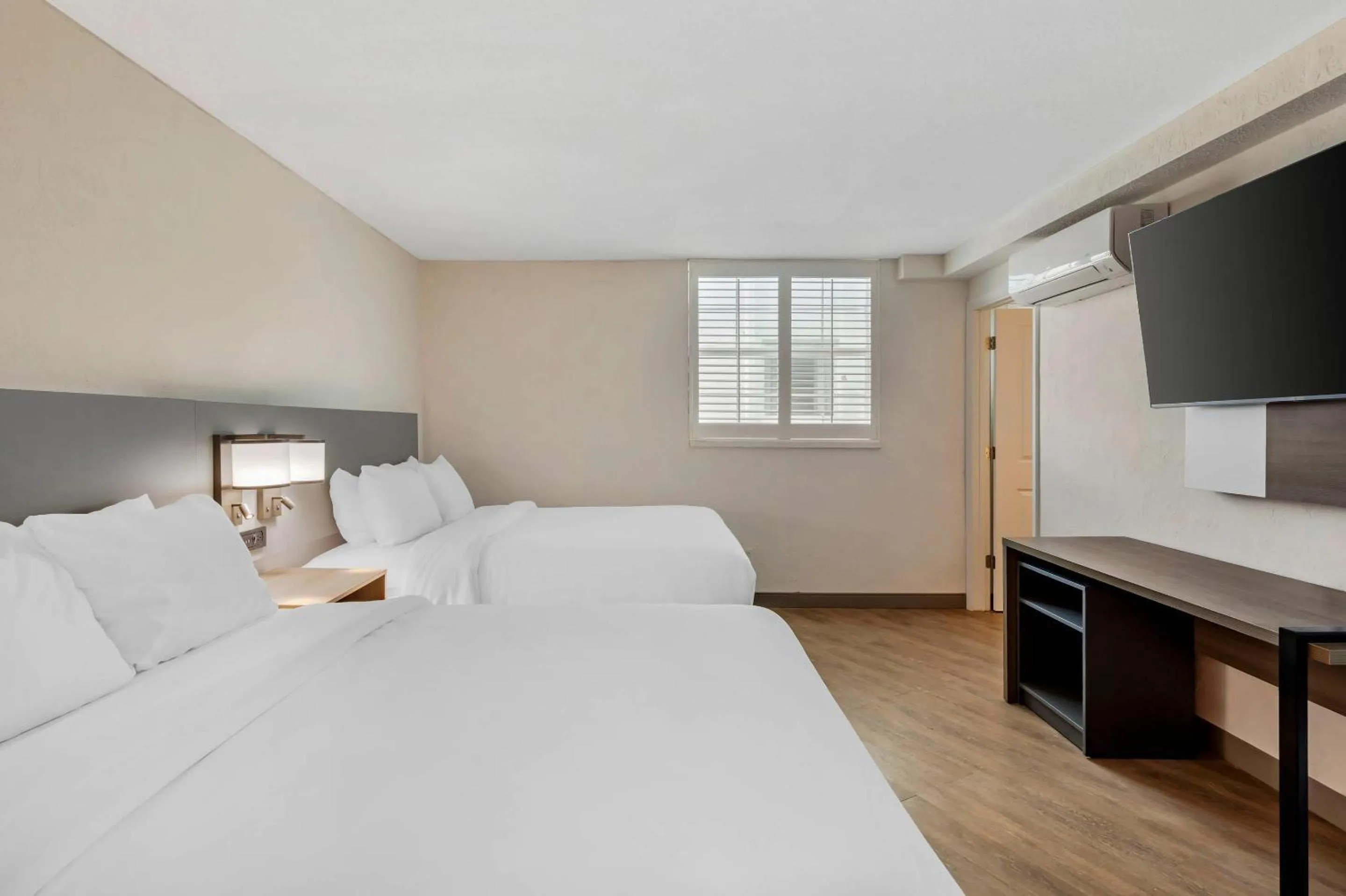 Bedroom, Bed in Comfort Inn & Suites Ormond Beach Oceanfront