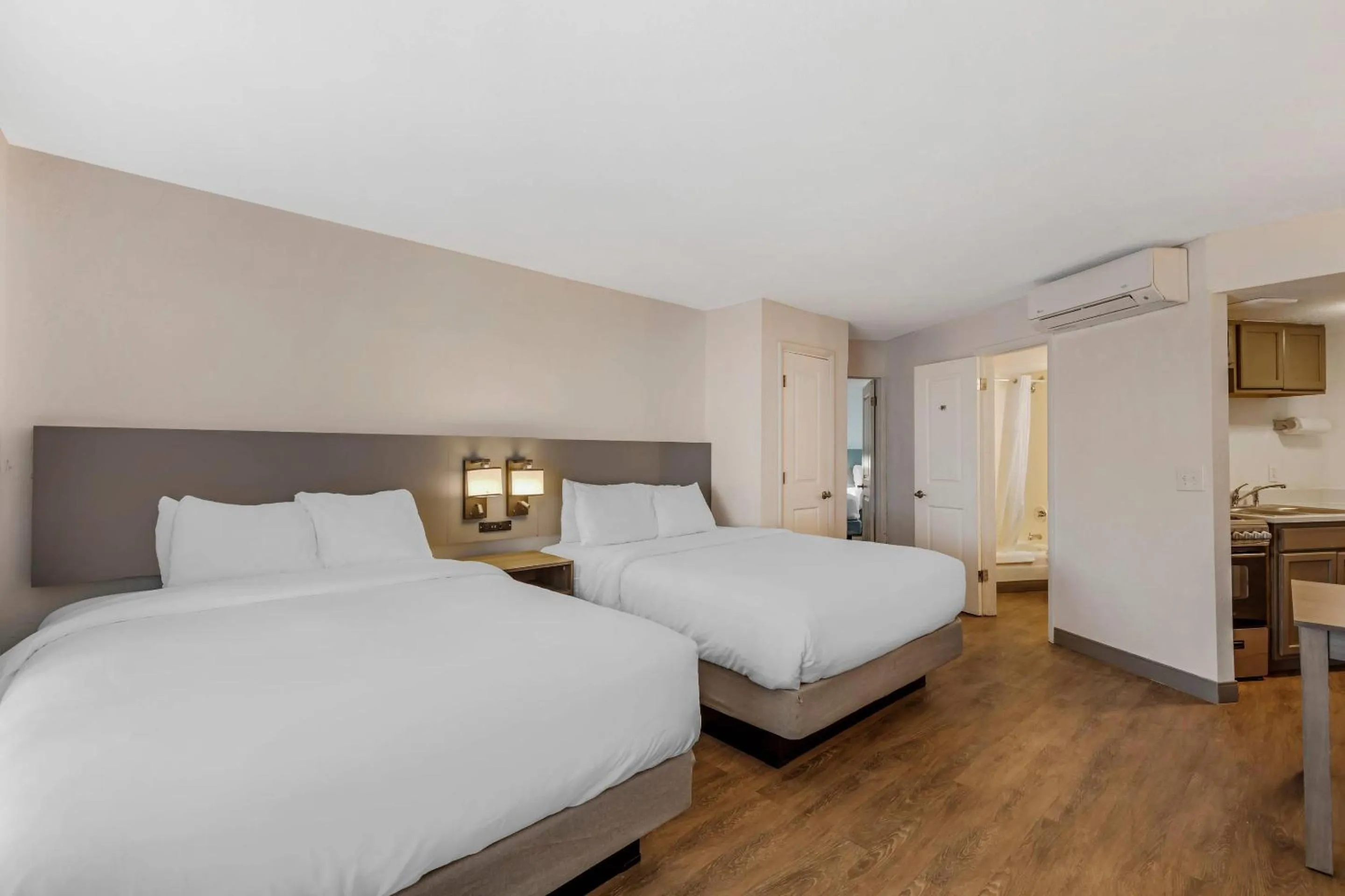 Bedroom, Bed in Comfort Inn & Suites Ormond Beach Oceanfront