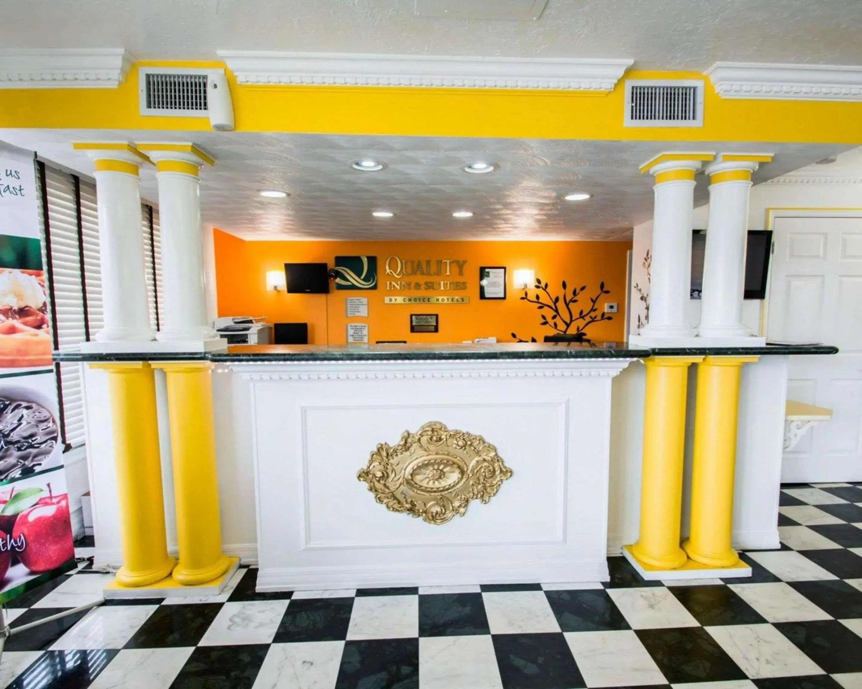 Lobby or reception in Quality Inn Oceanfront Lobby or reception in Quality Inn Oceanfront