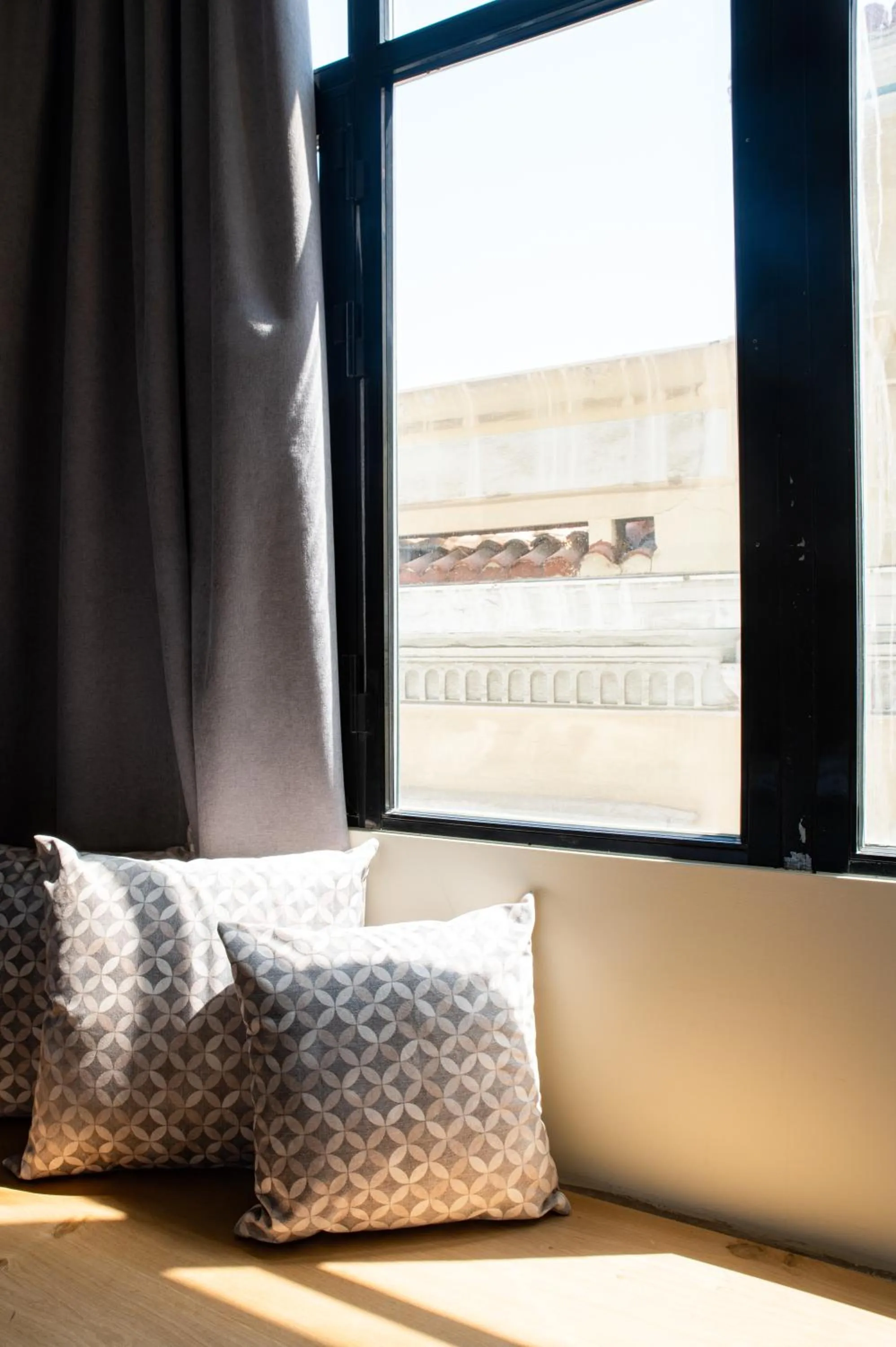 Photo of the whole room, Bed in Ciel Living Athens