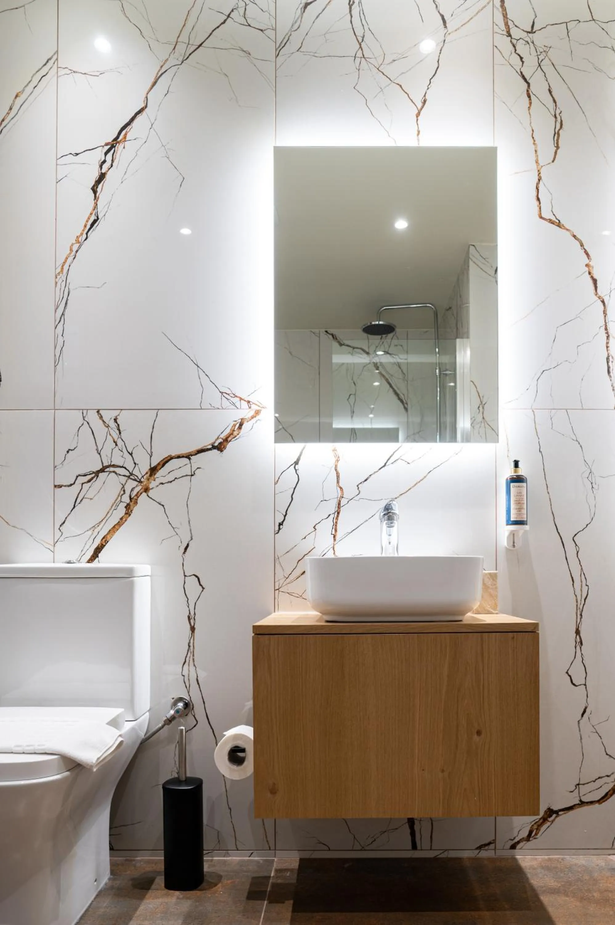 Toilet in Ciel Living Athens