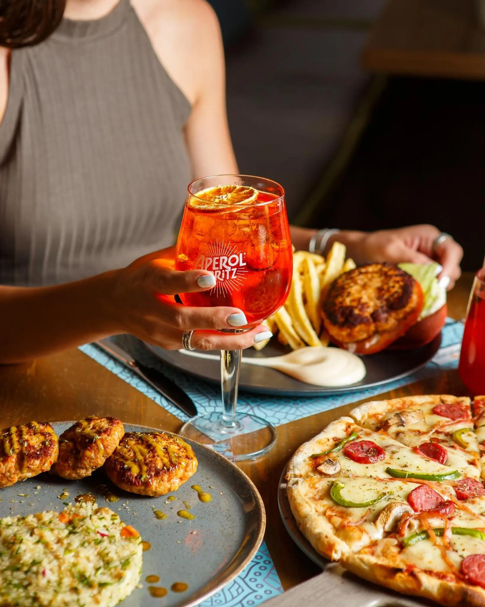 Restaurant/places to eat in Ciel Living Athens