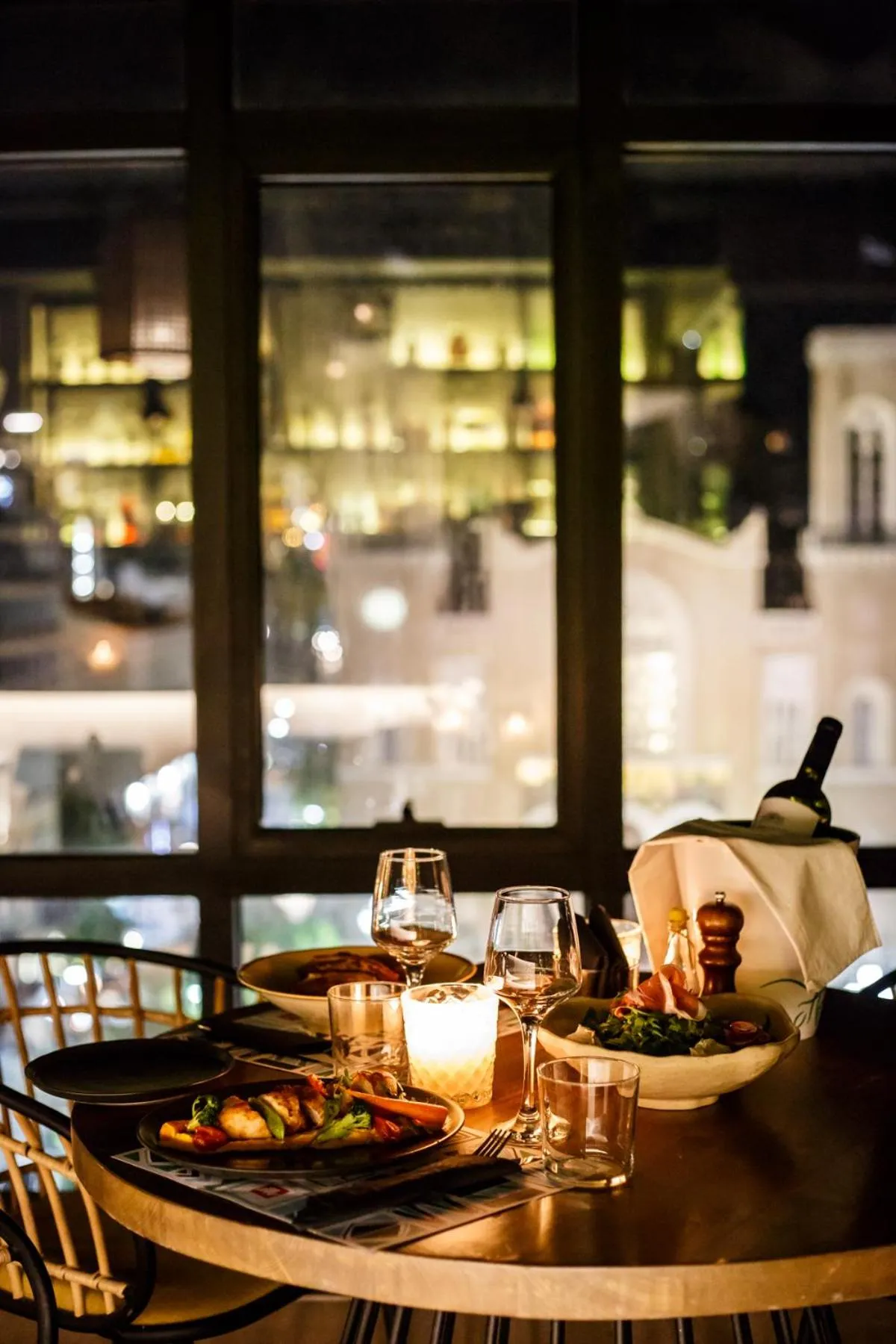 Food and drinks in Ciel Living Athens