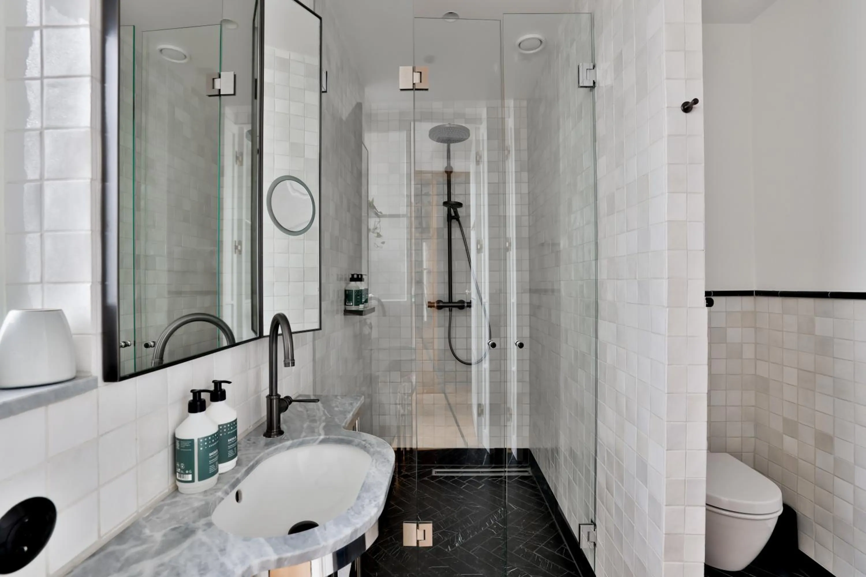 Shower in Villa Copenhagen