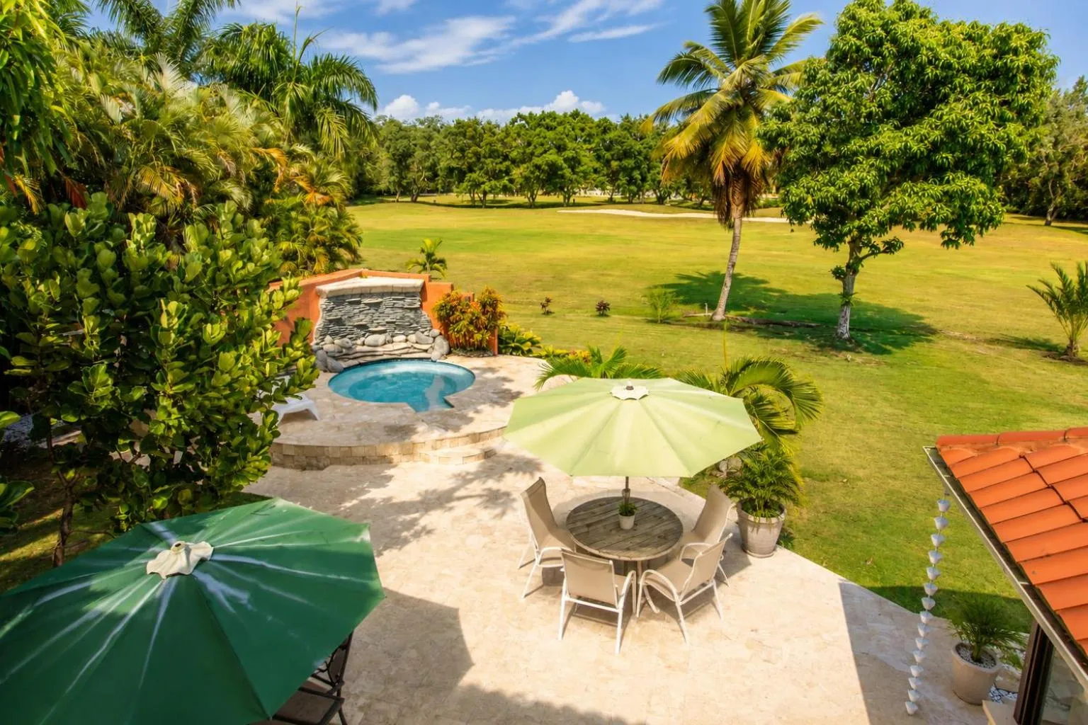 Villa at Metro Country Club with Private Pool