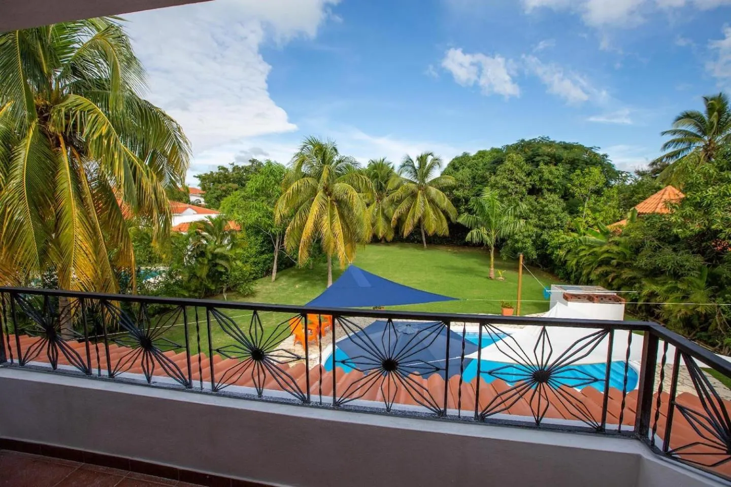 Villa at Metro Country Club with Private Pool