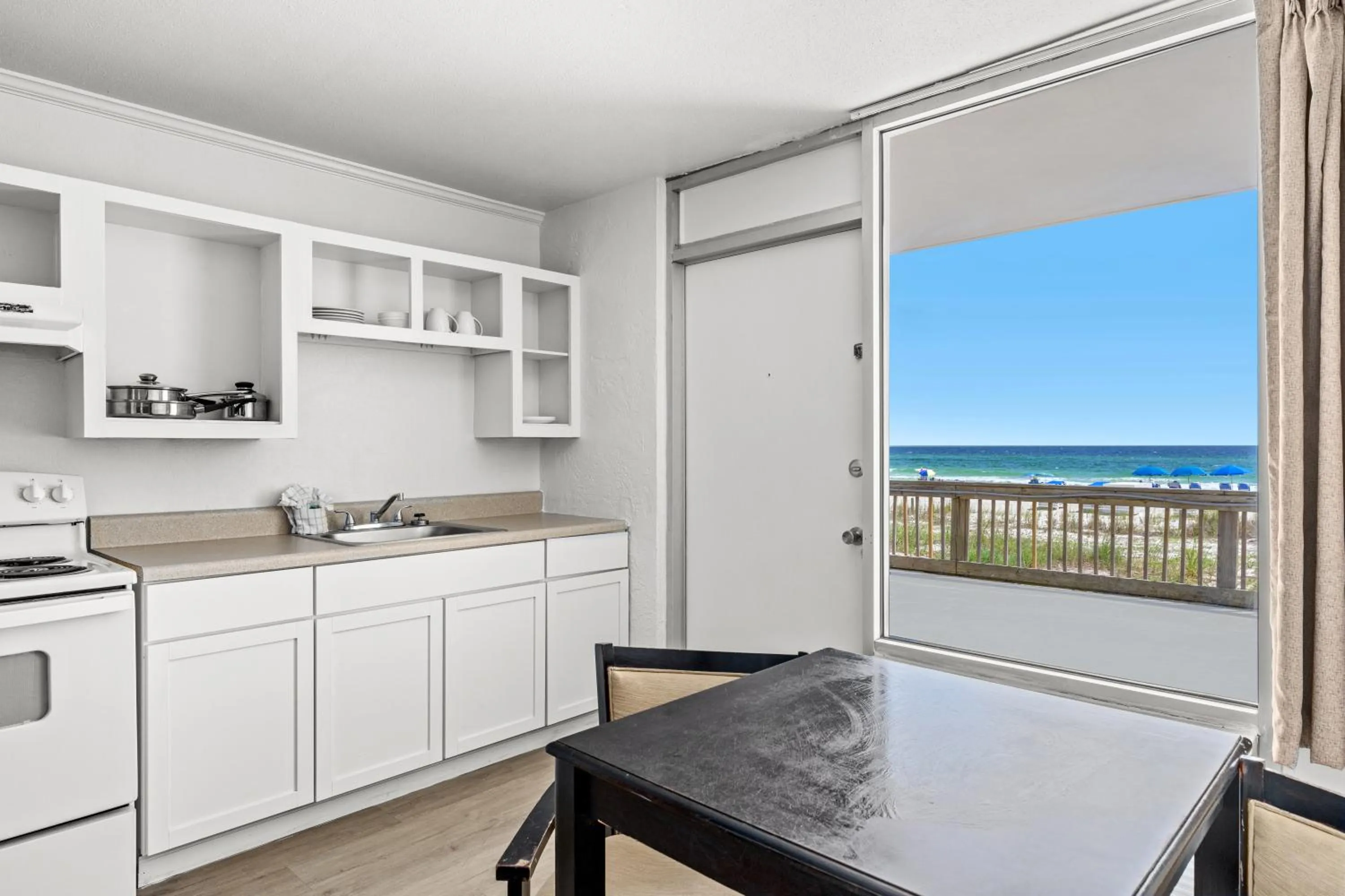Kitchen or kitchenette in The Reef At Seahaven Beach Resorts
