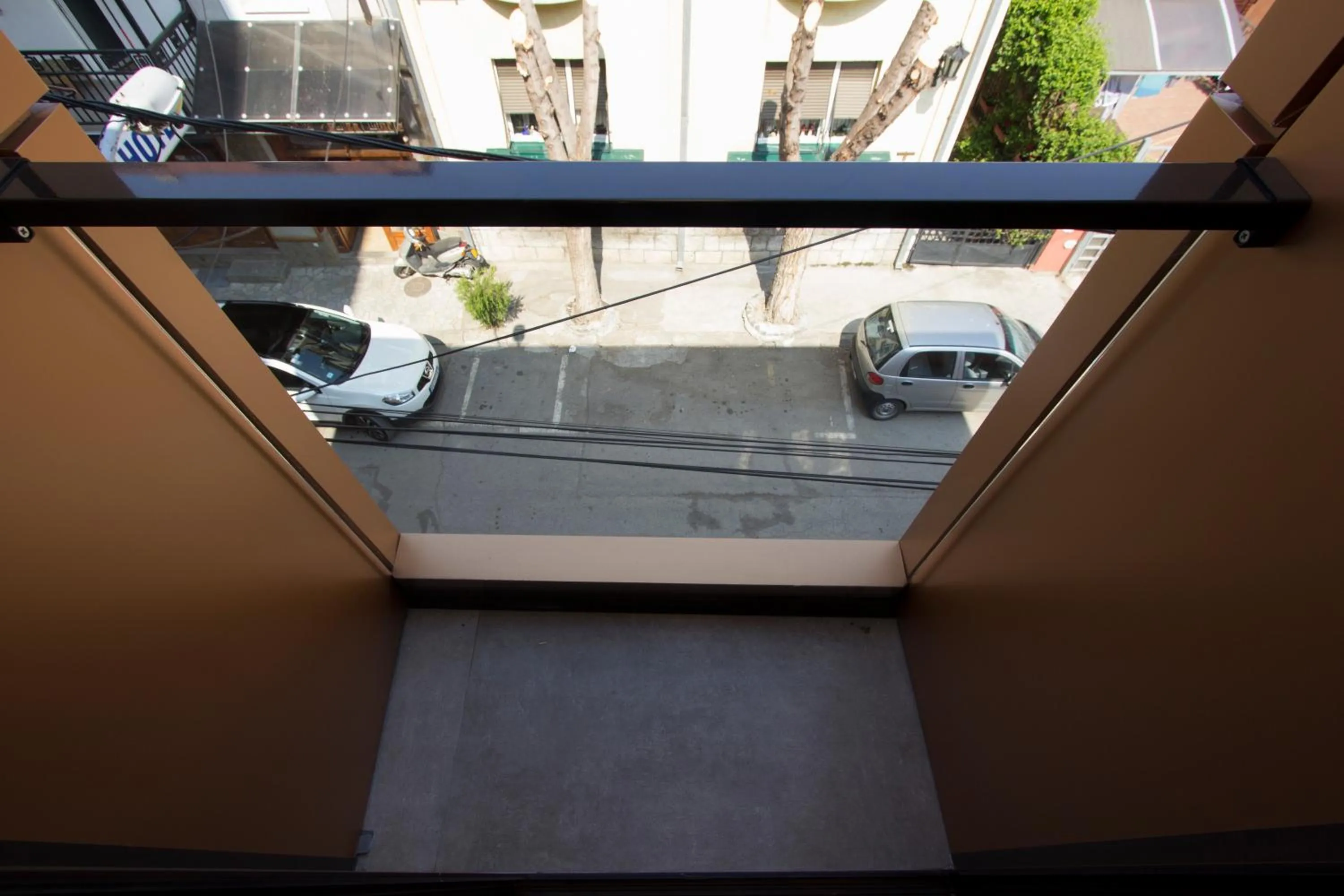 BOUTIQUE 25h by Eva stay 018