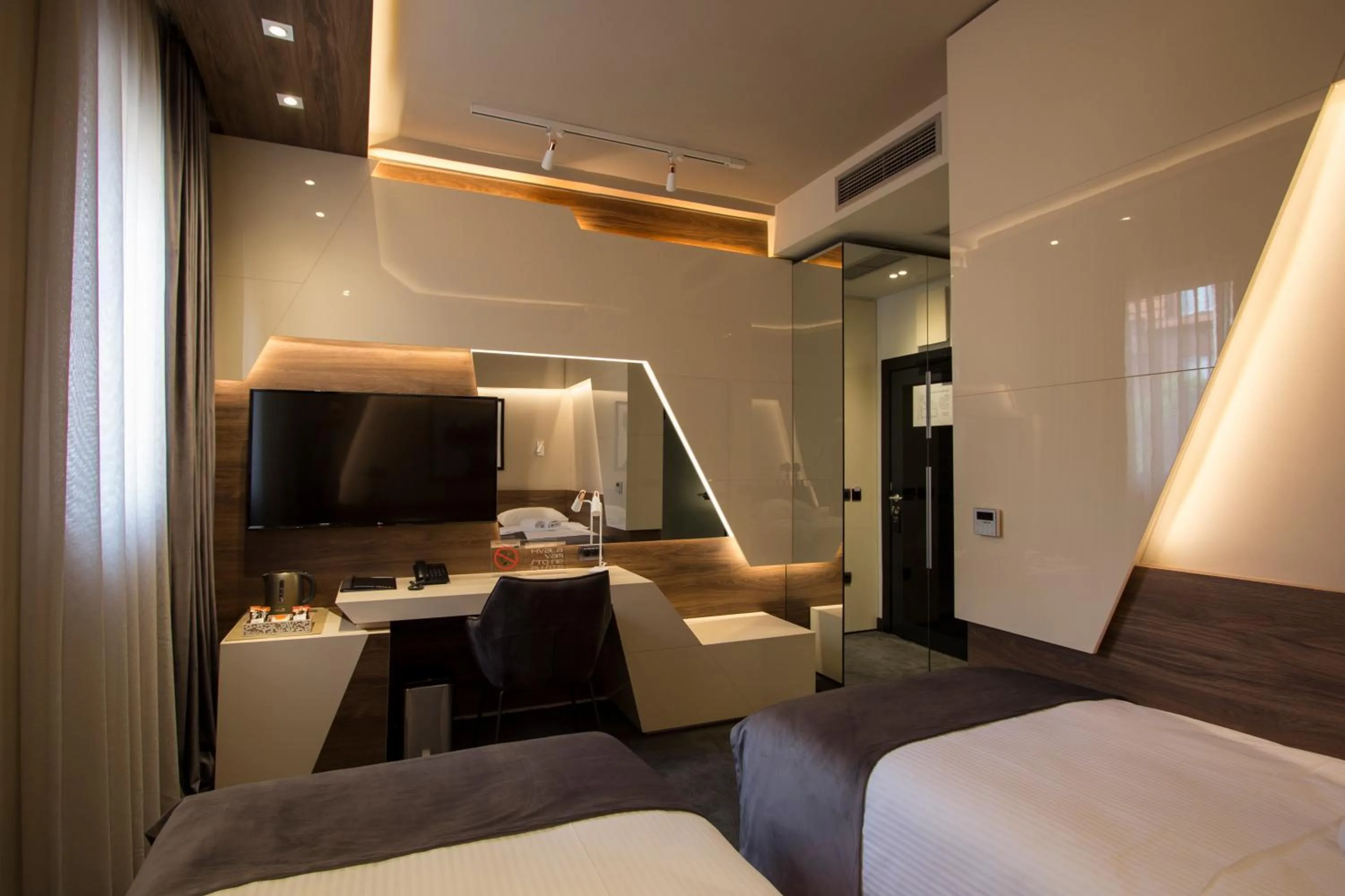 Bed in BOUTIQUE 25h by Eva stay 018