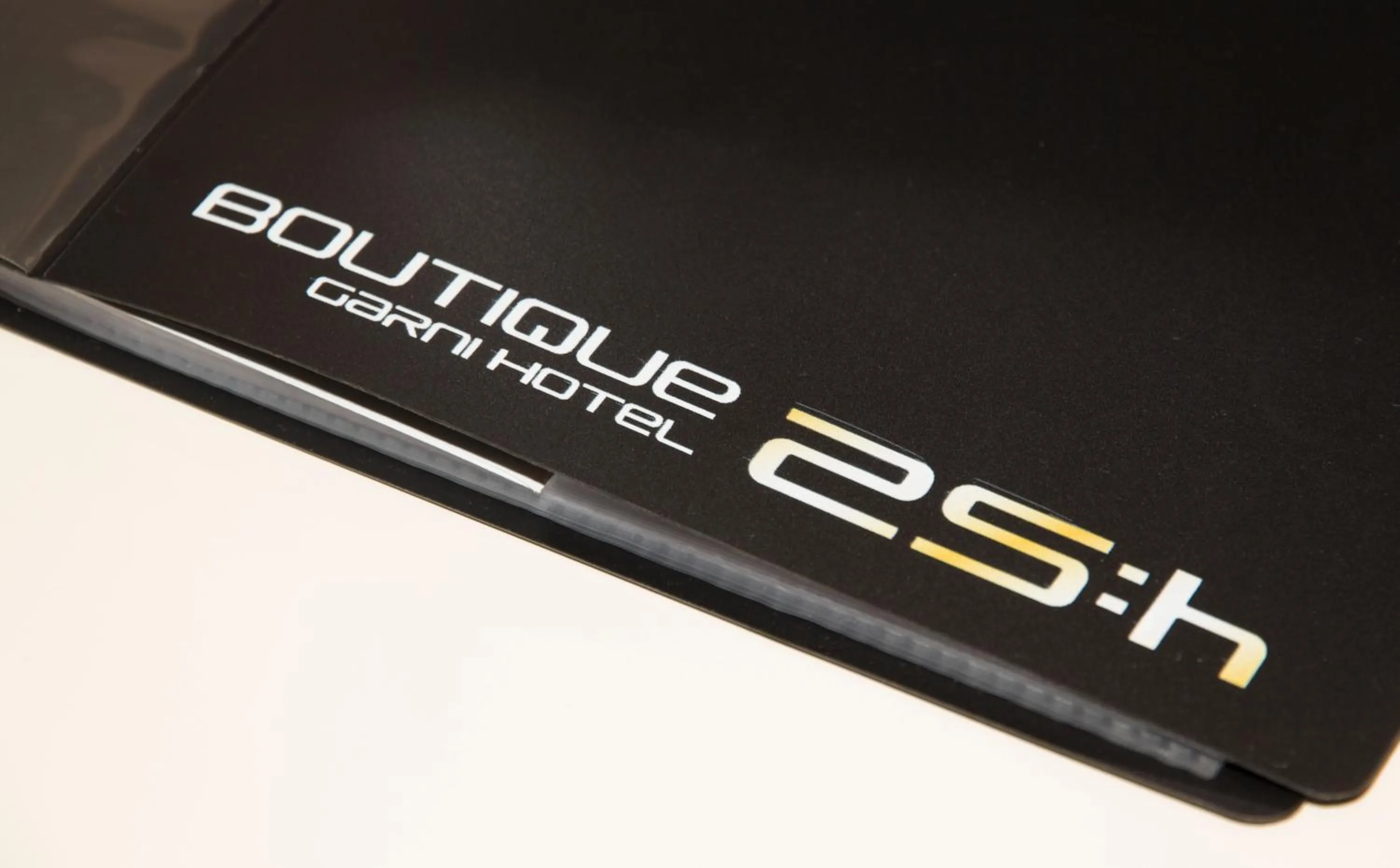 BOUTIQUE 25h by Eva stay 018