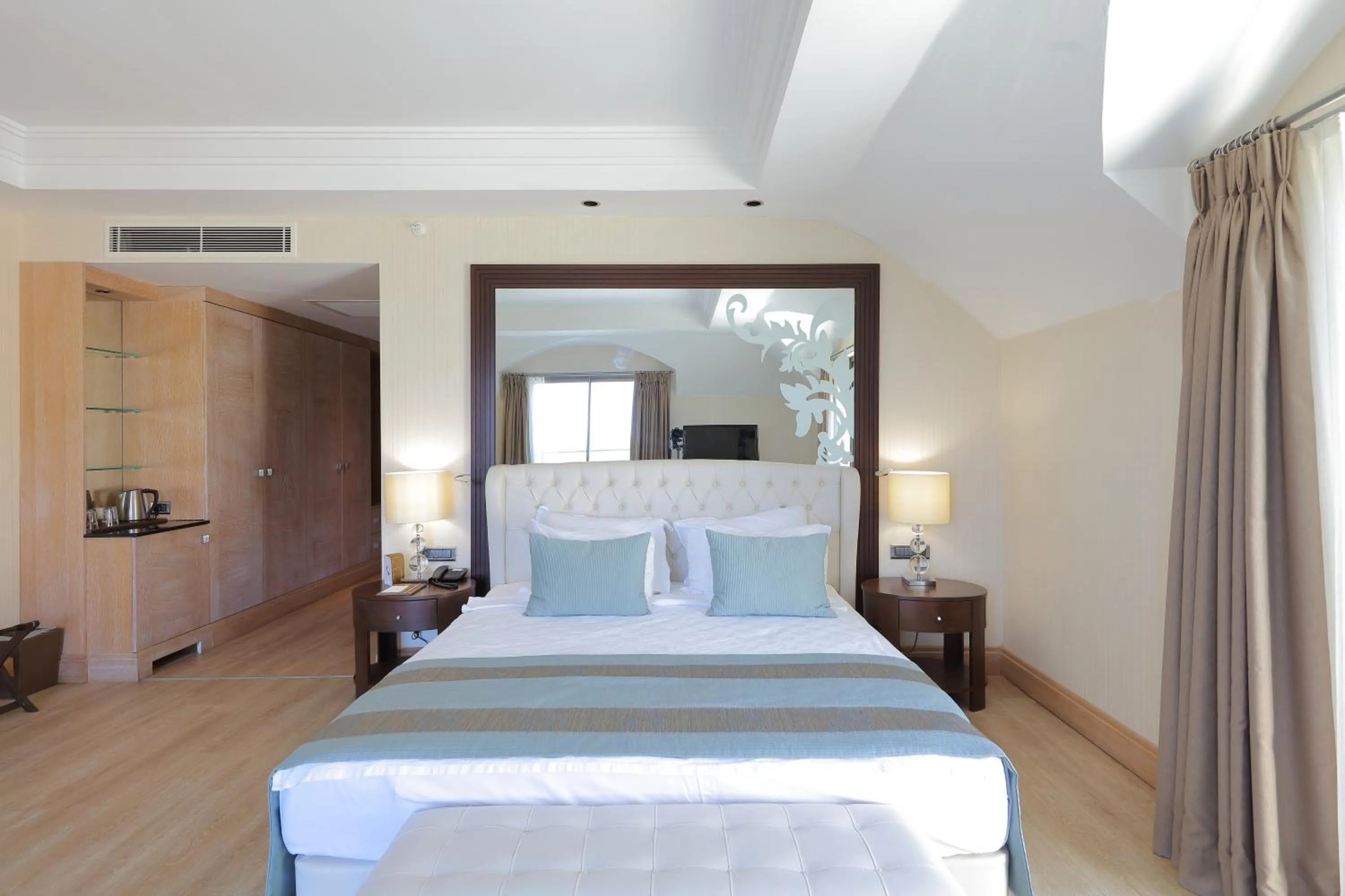 Bed in Juju Premier Palace Hotel-Ultra All Inclusive