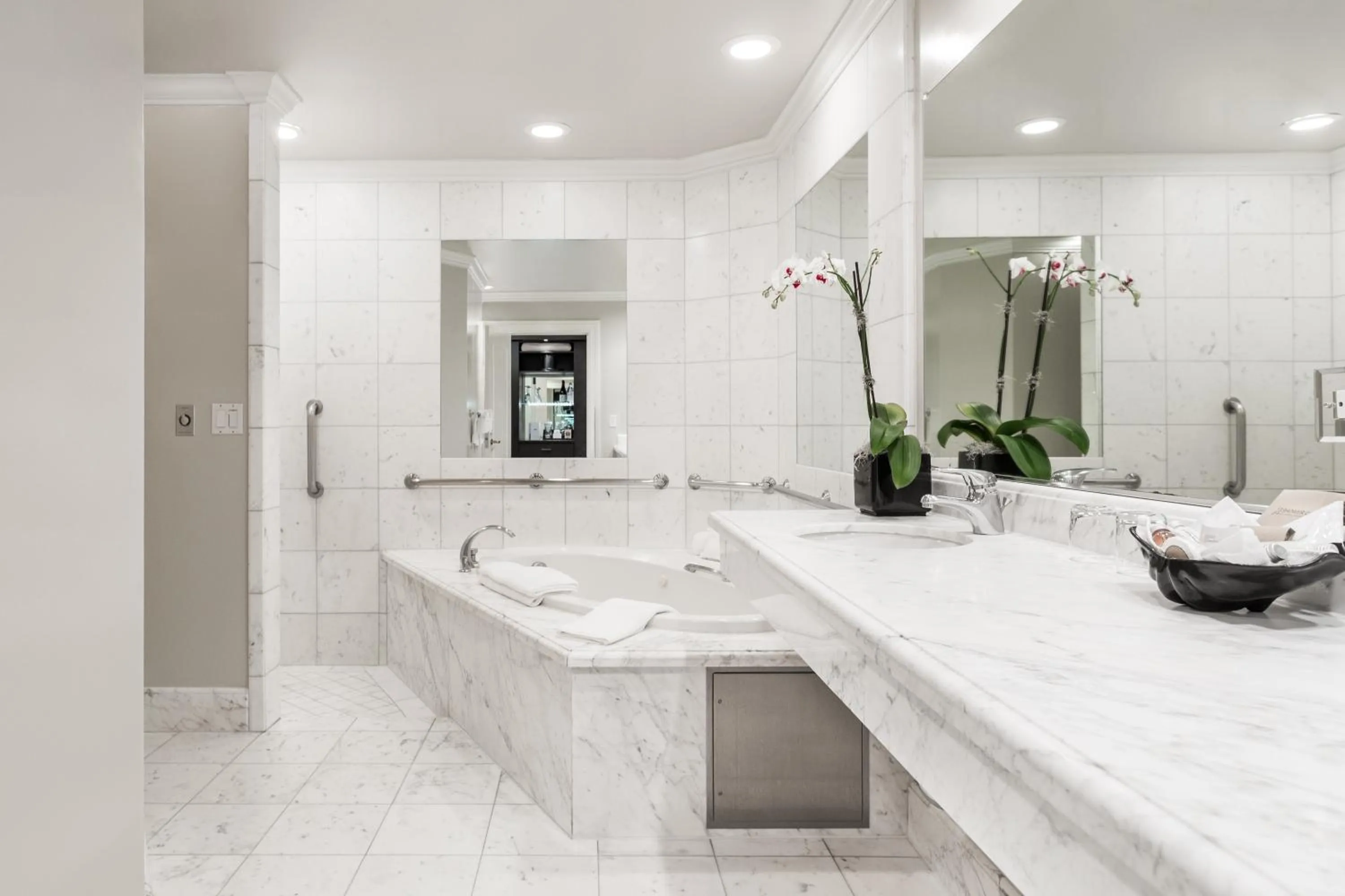 Bathroom in Montecito Inn